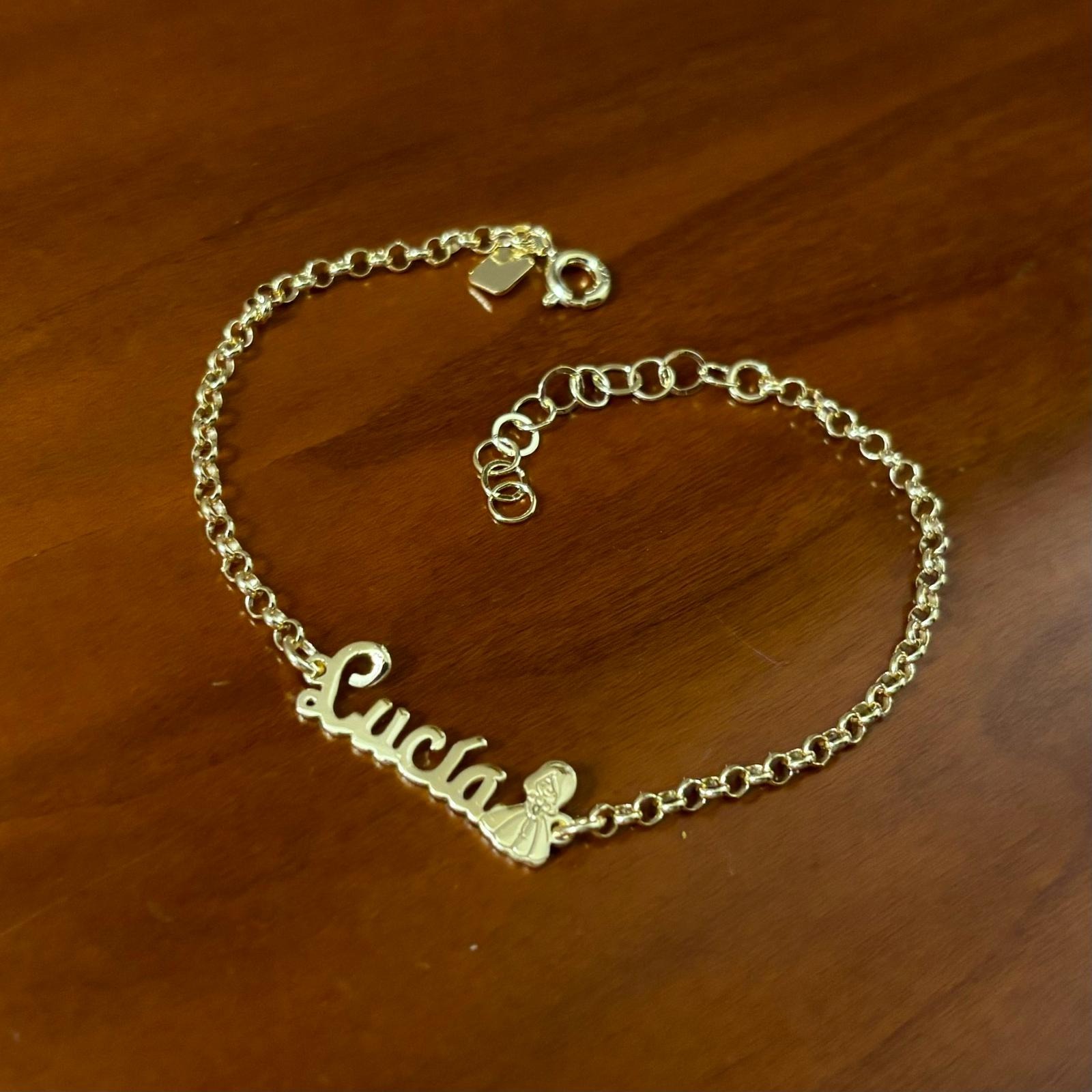 Pulsera infantil niña con nombre personalizado en Plata de ley chapada en oro 1