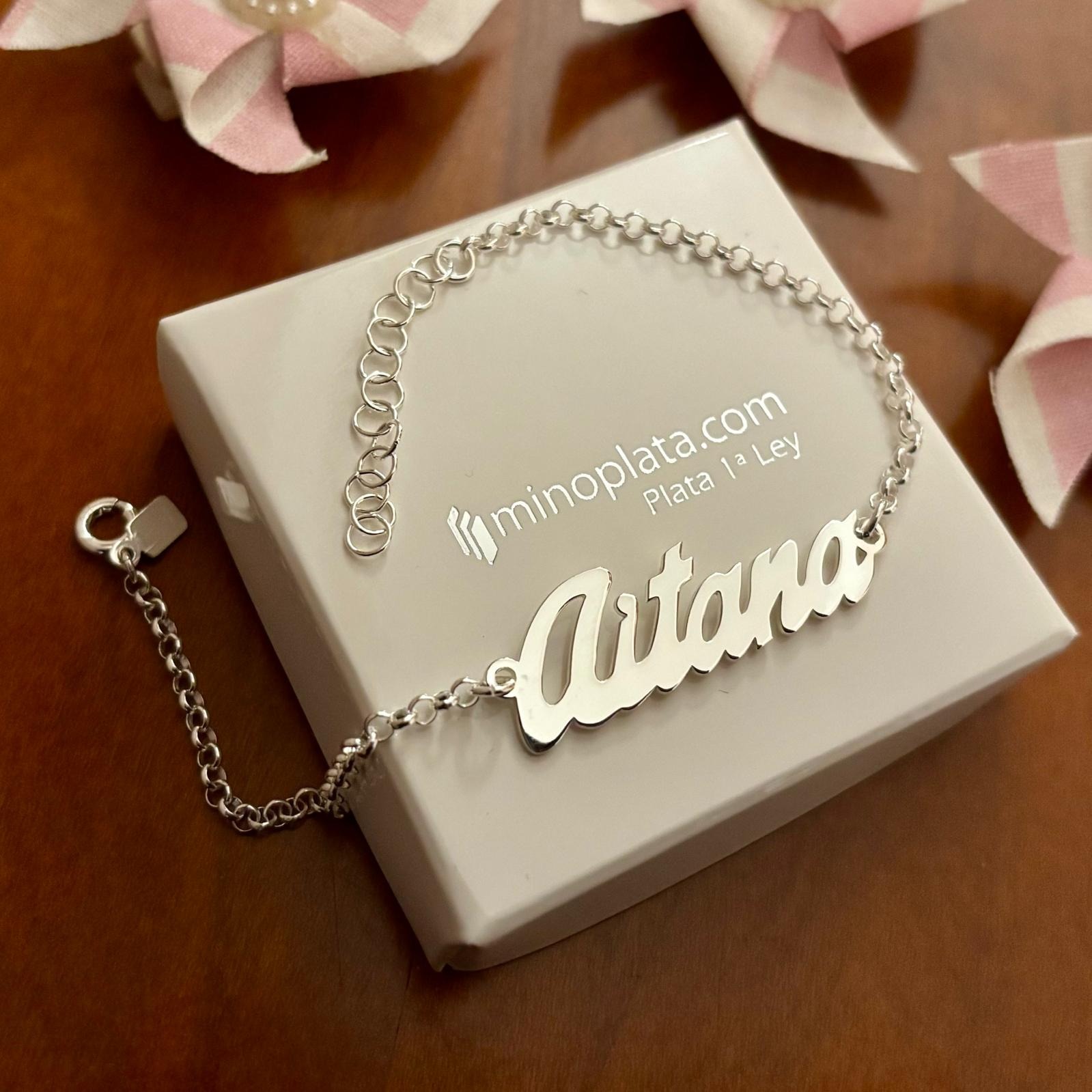 Pulsera de Plata con nombre 2