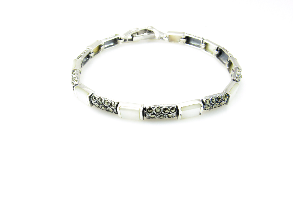 Pulsera clásica de Plata de ley vieja con Nácar y Marquesitas