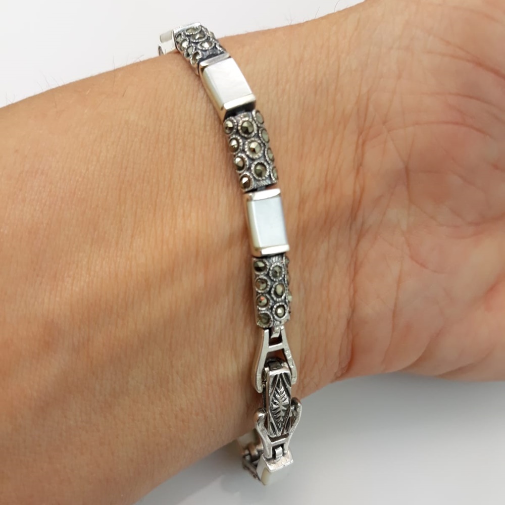 Pulsera clásica de Plata de ley vieja con Nácar y Marquesitas 2