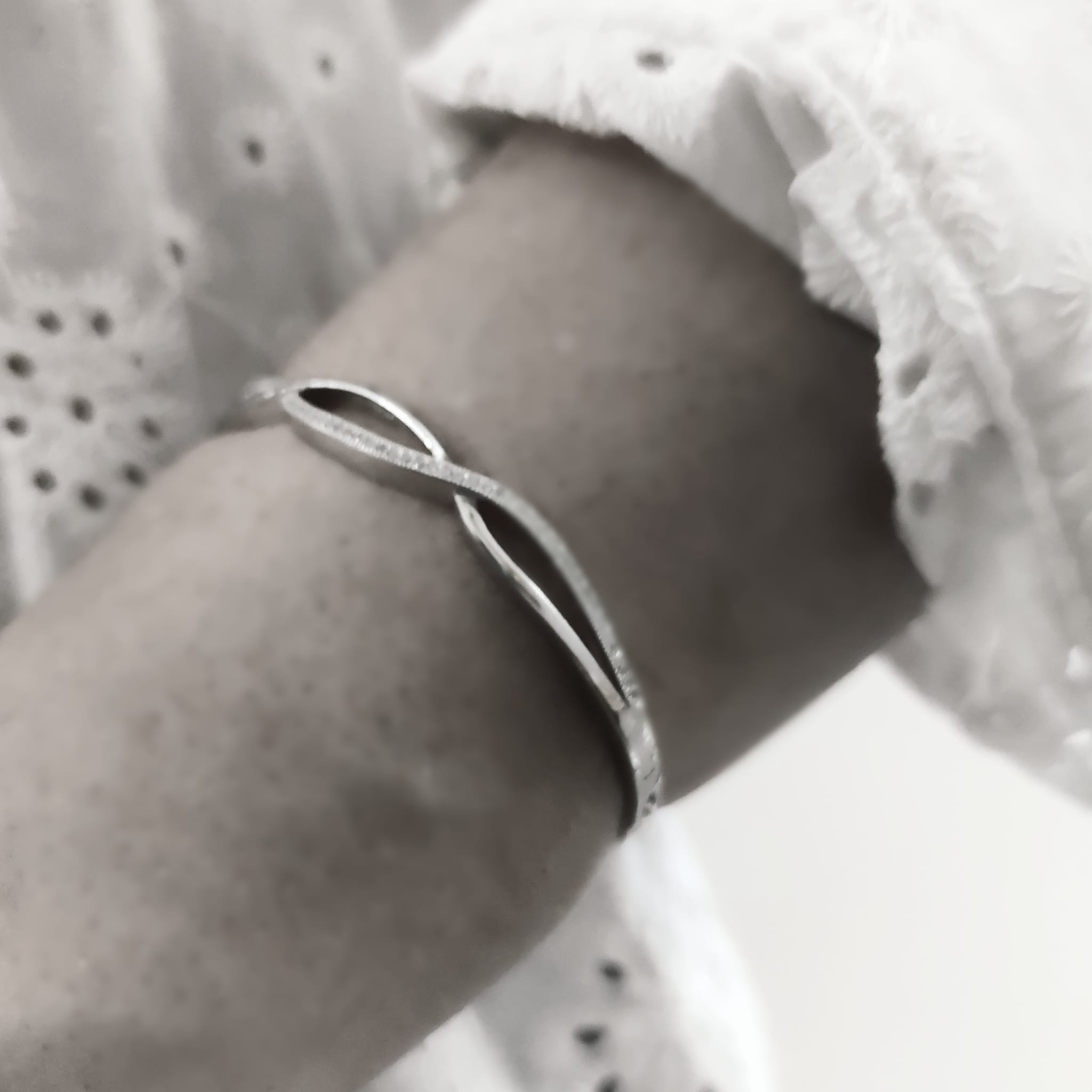 Pulsera brazalete de Plata de ley rodiada y Circonitas 2