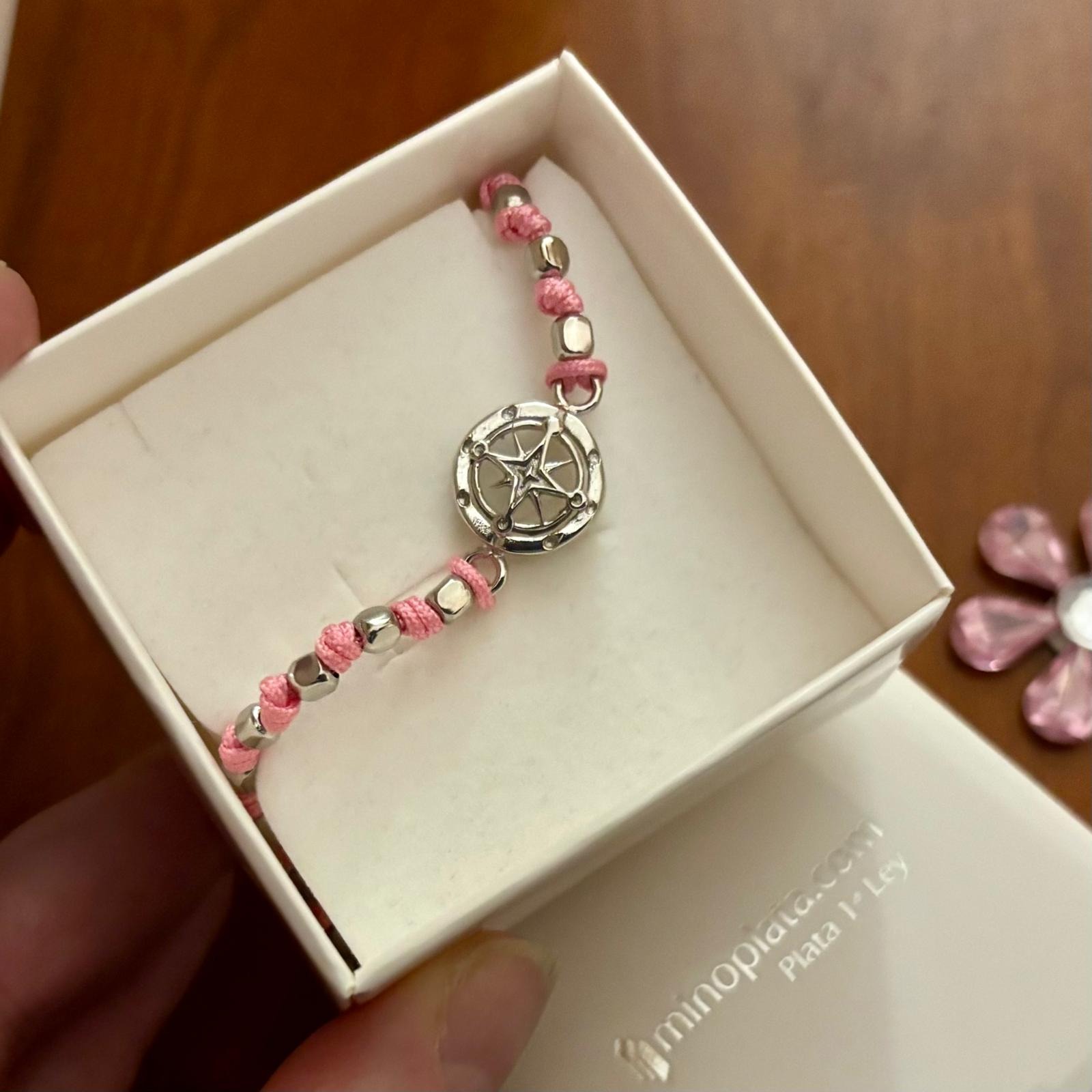 Pulsera de hilo con motivo de brújula en Plata de ley 2