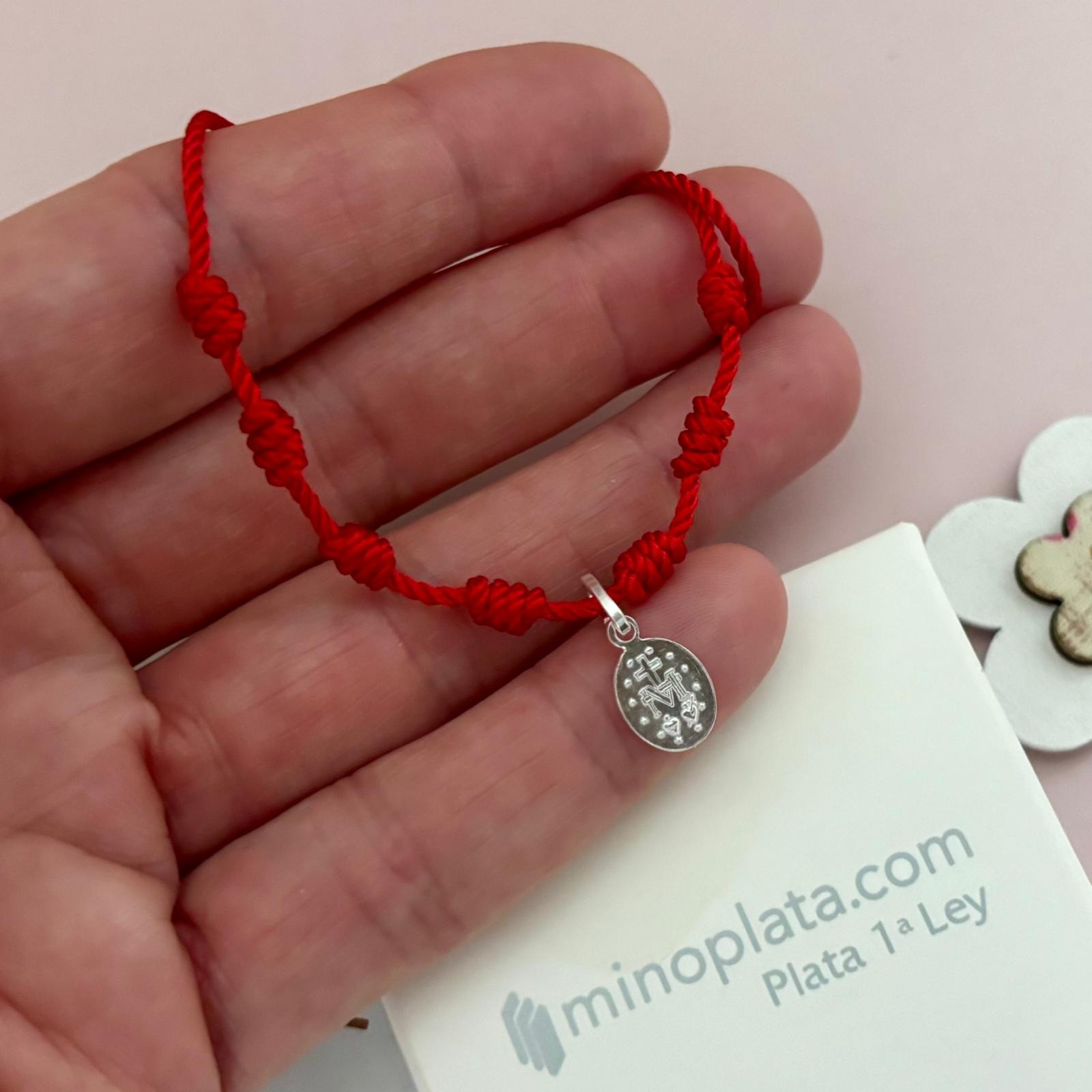 Pulsera roja siete nudos ajustable con medalla de Plata de ley 925 4
