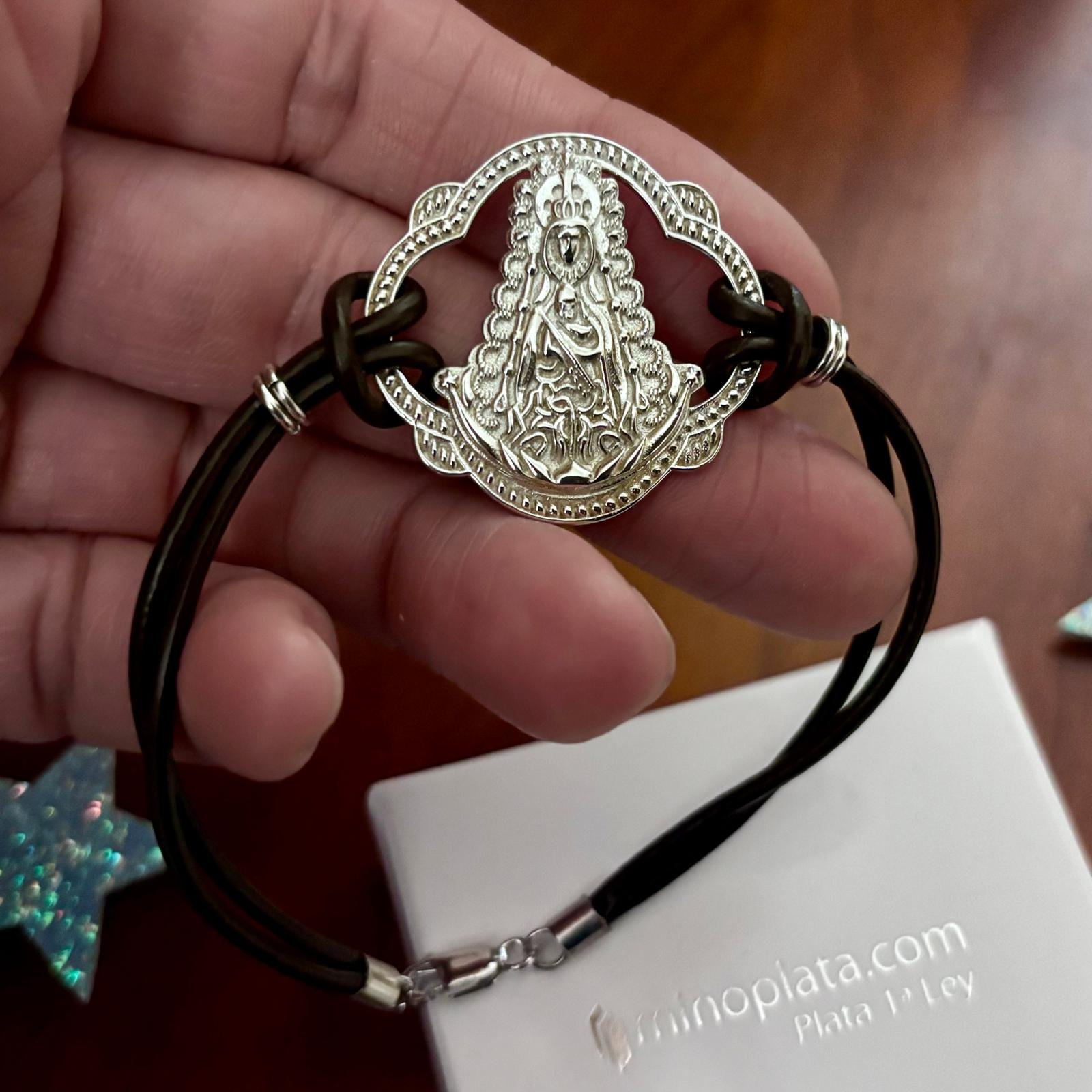 Pulsera Virgen del Rocío en Plata y Caucho marrón 2