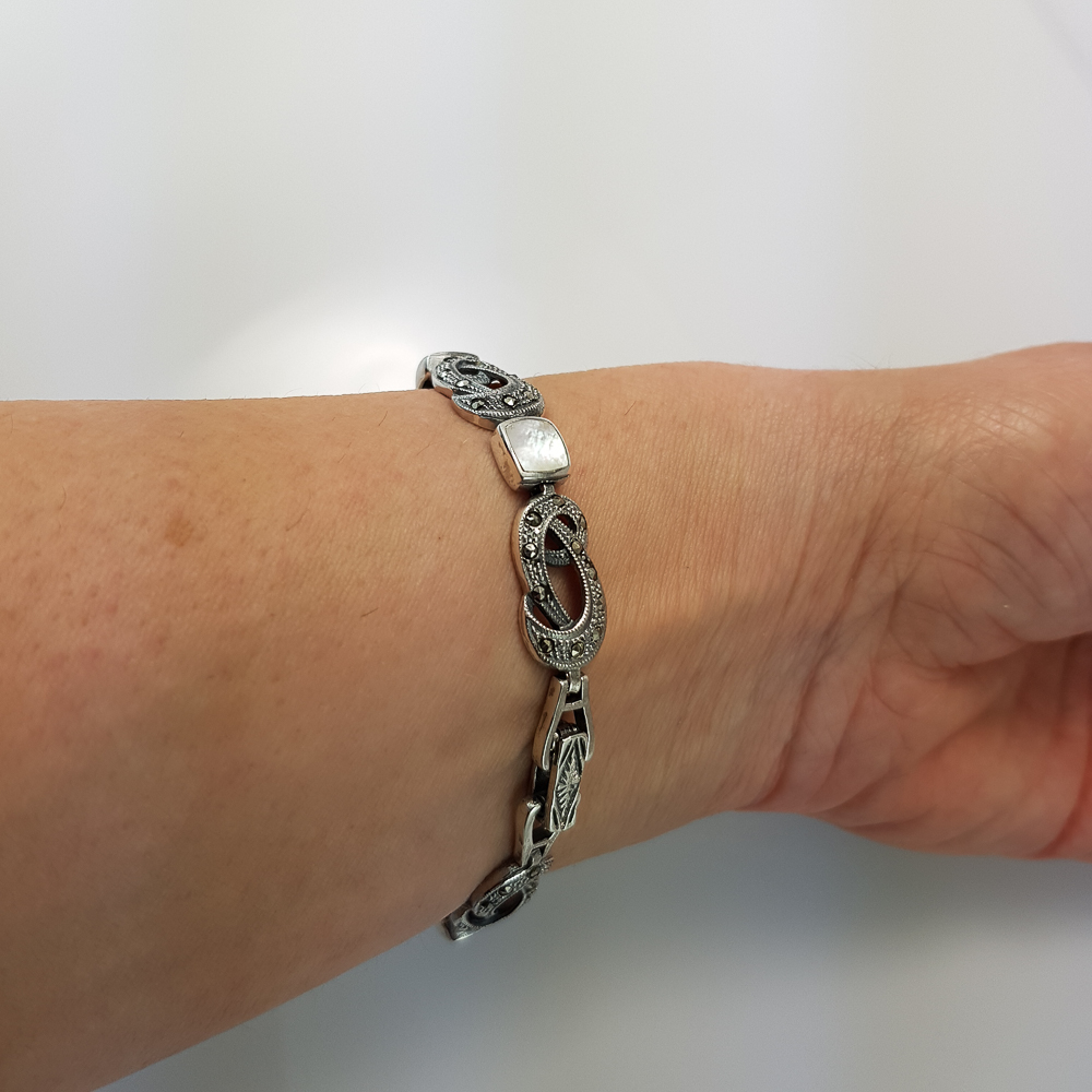 Pulsera de Plata envejecida con nácar y marcasitas 2