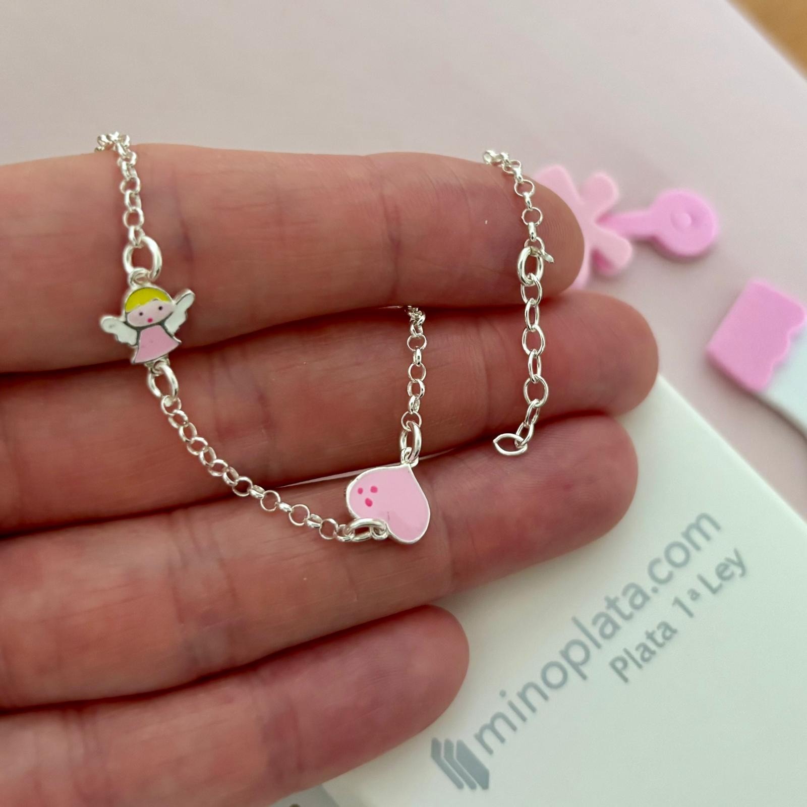 Pulsera infantil corazón y angelitos rosas en Plata de ley 925 1