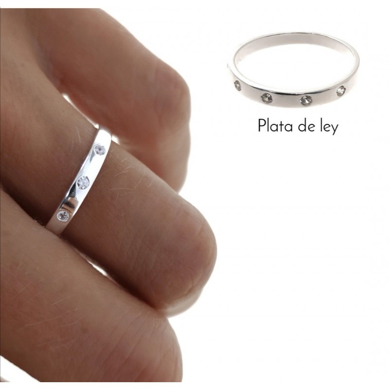 Anillo de Plata con Circonitas tipo Alianza