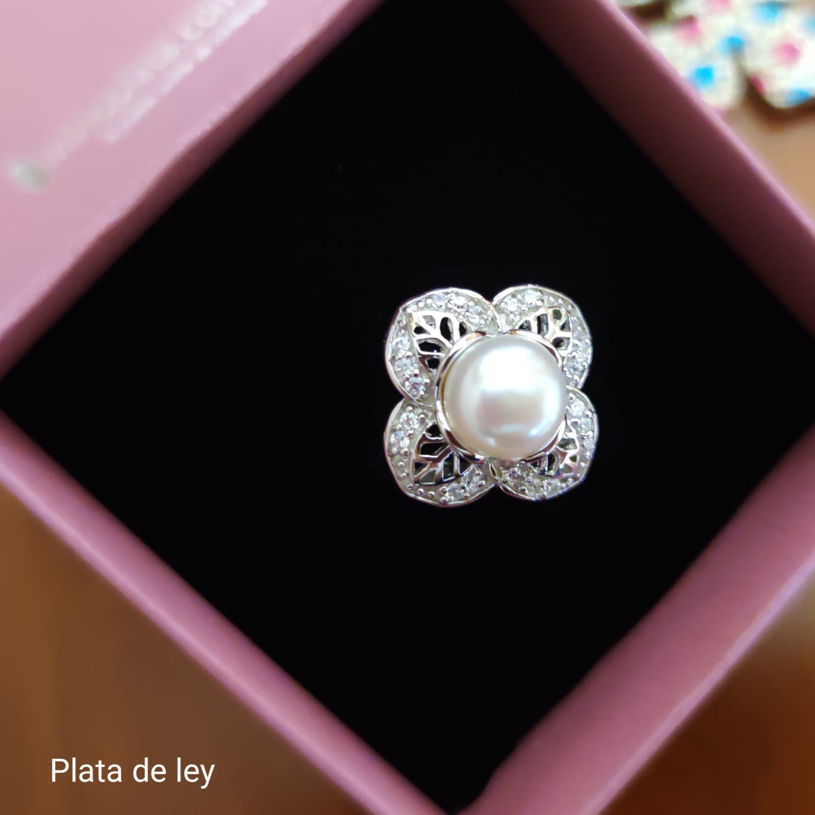 Anillo calado Plata rodiada con Perla cultivada y Circonitas 4