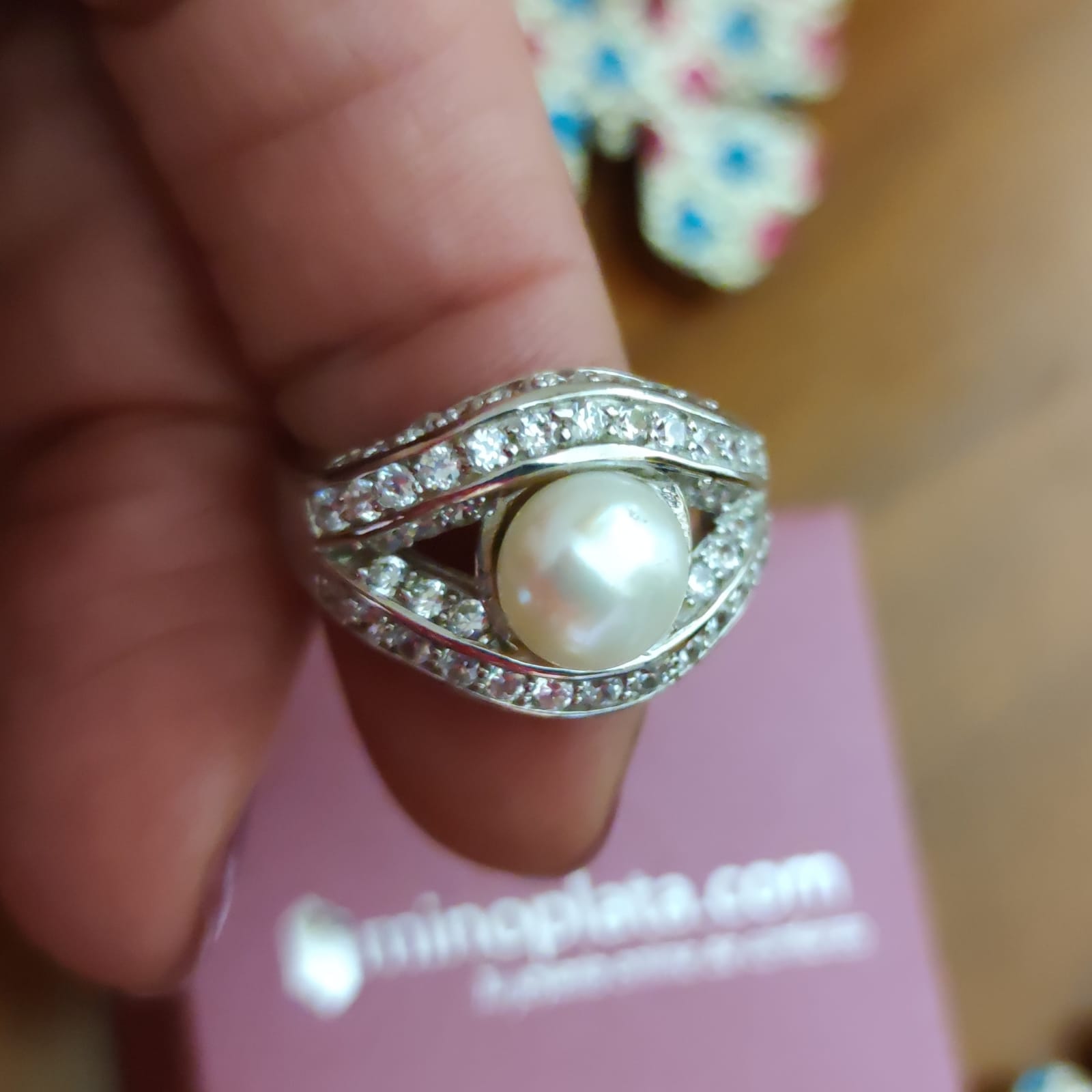 Anillo de Plata de ley rodiada con Perla cultivada y Circonitas 2