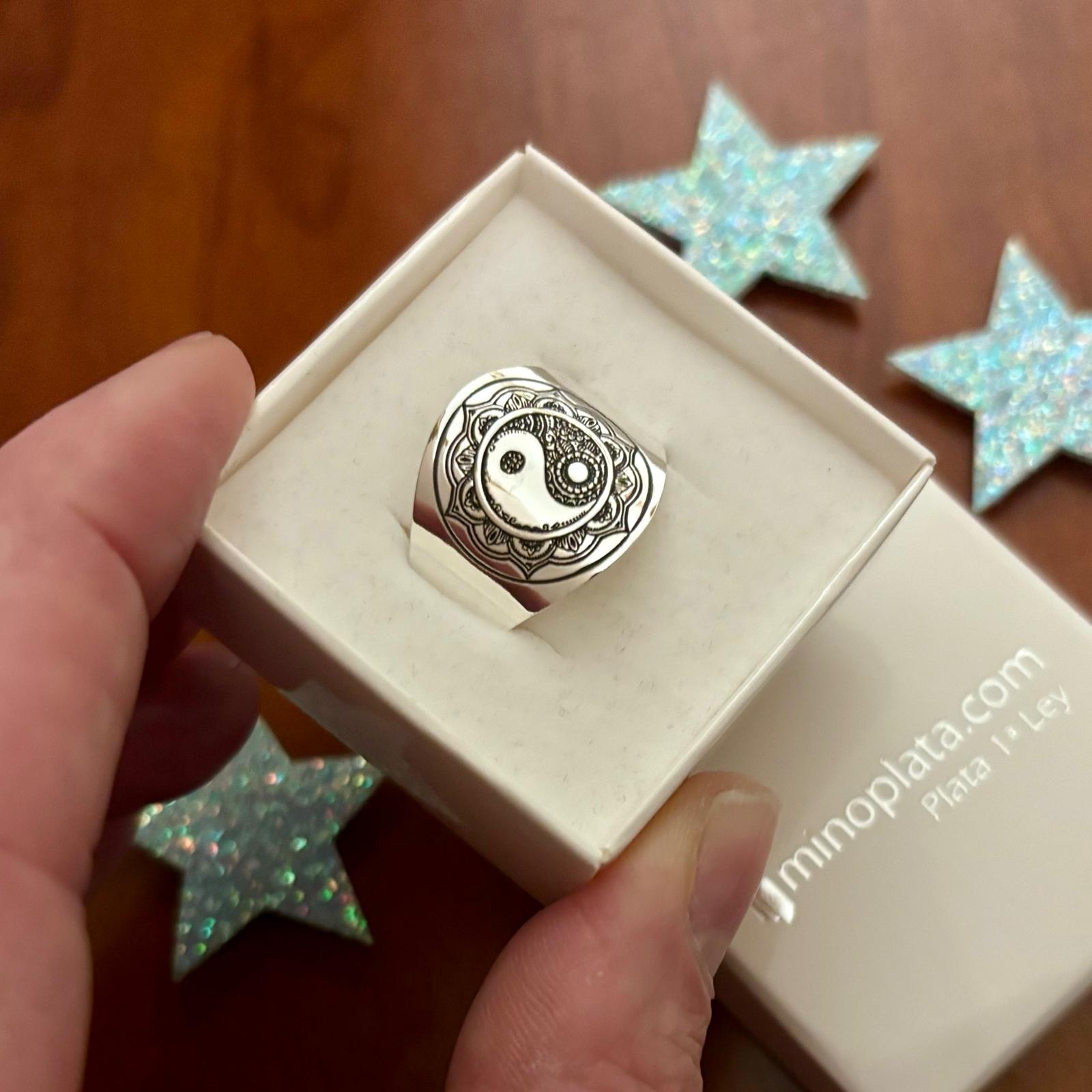 Anillo Yin Yang de Plata de ley 5