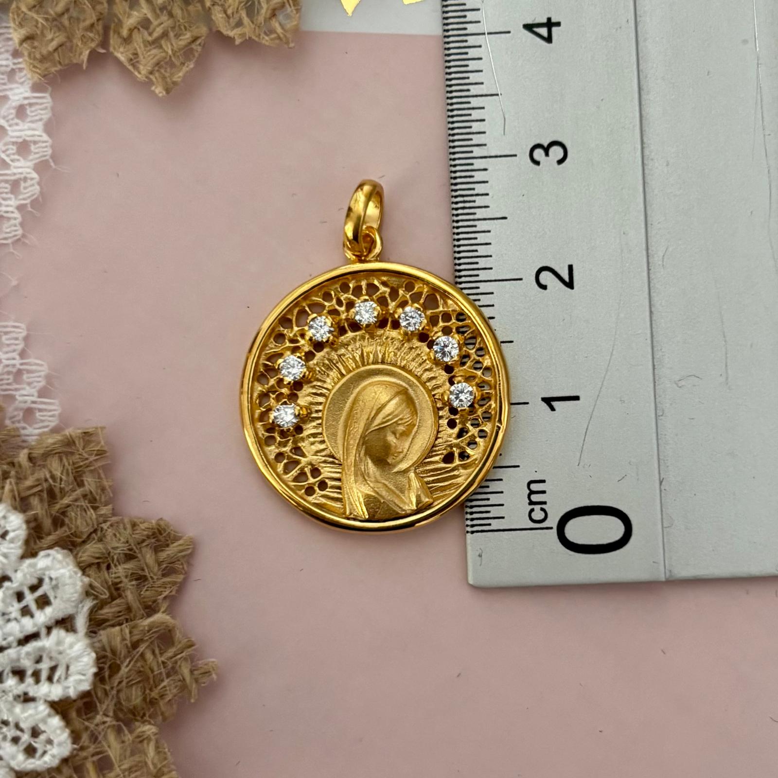 Medalla Virgen Niña de Plata chapada en Oro 22mm 3