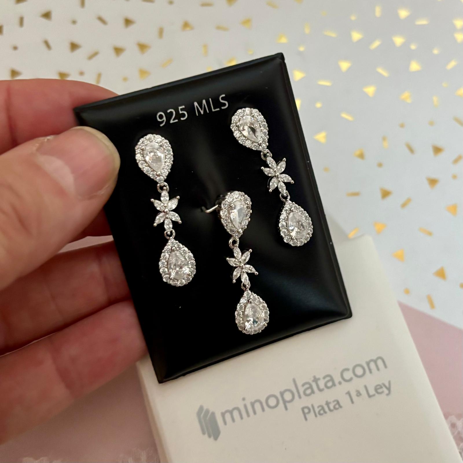 Juego de Pendientes y Gargantilla novia en Plata con Circonitas lágrima 3