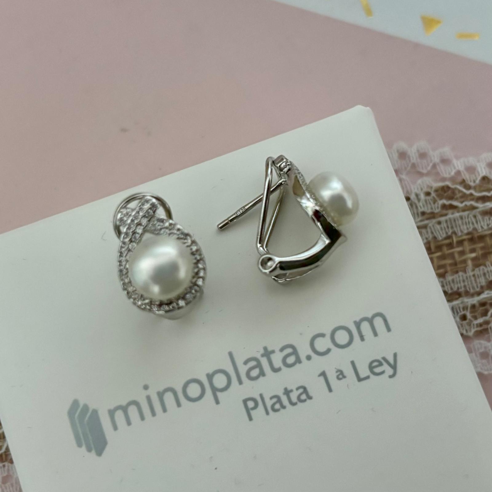 Pendientes novia en Plata rodiada con Circonitas micro y Perlas cultivadas cierre omega 5