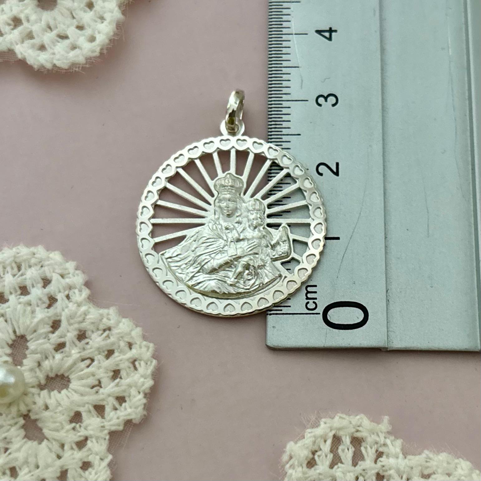 Medalla Virgen del Carmen calada de Plata de ley 925 25mm 3