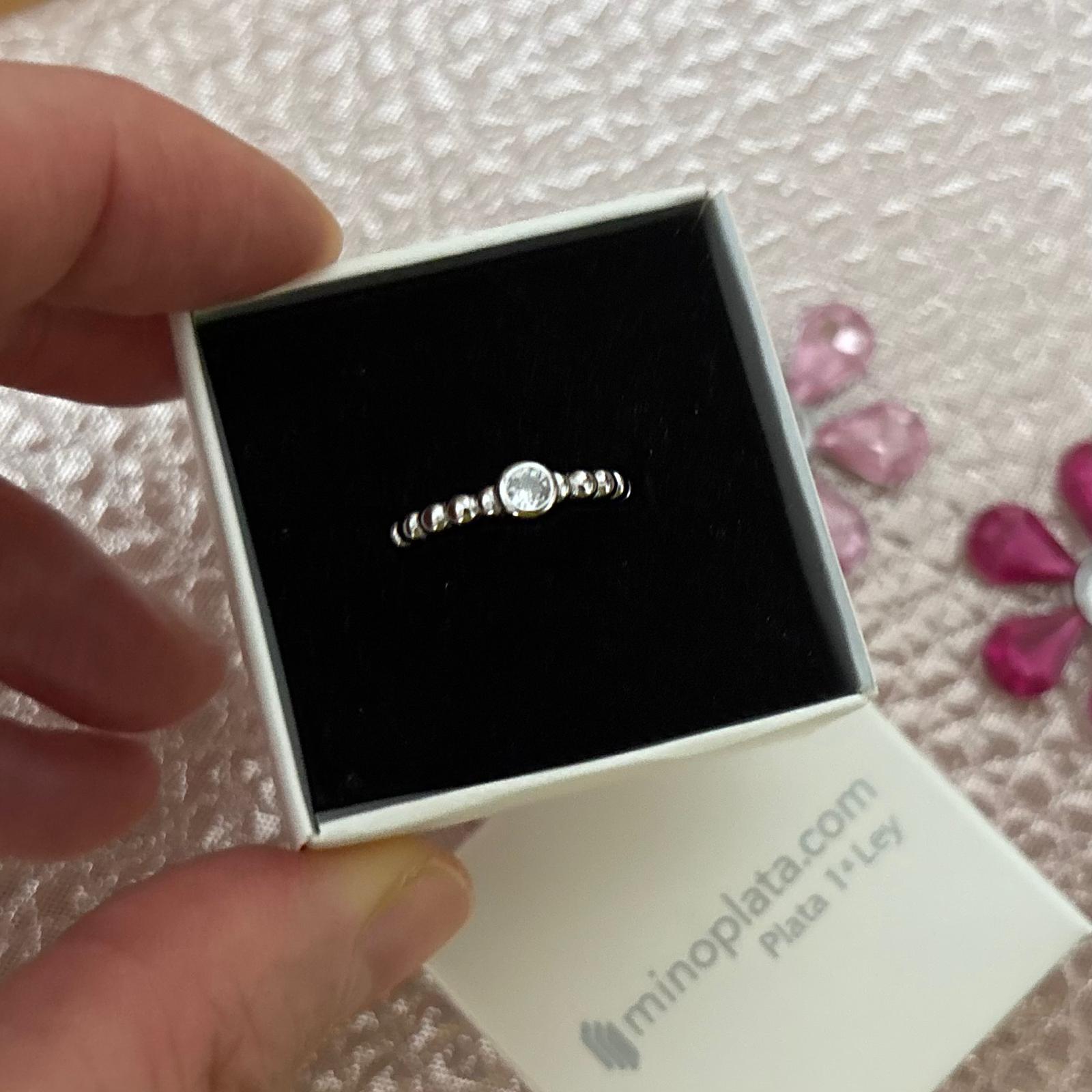 Anillo solitario bolitas de Plata rodiada con Circonita 2