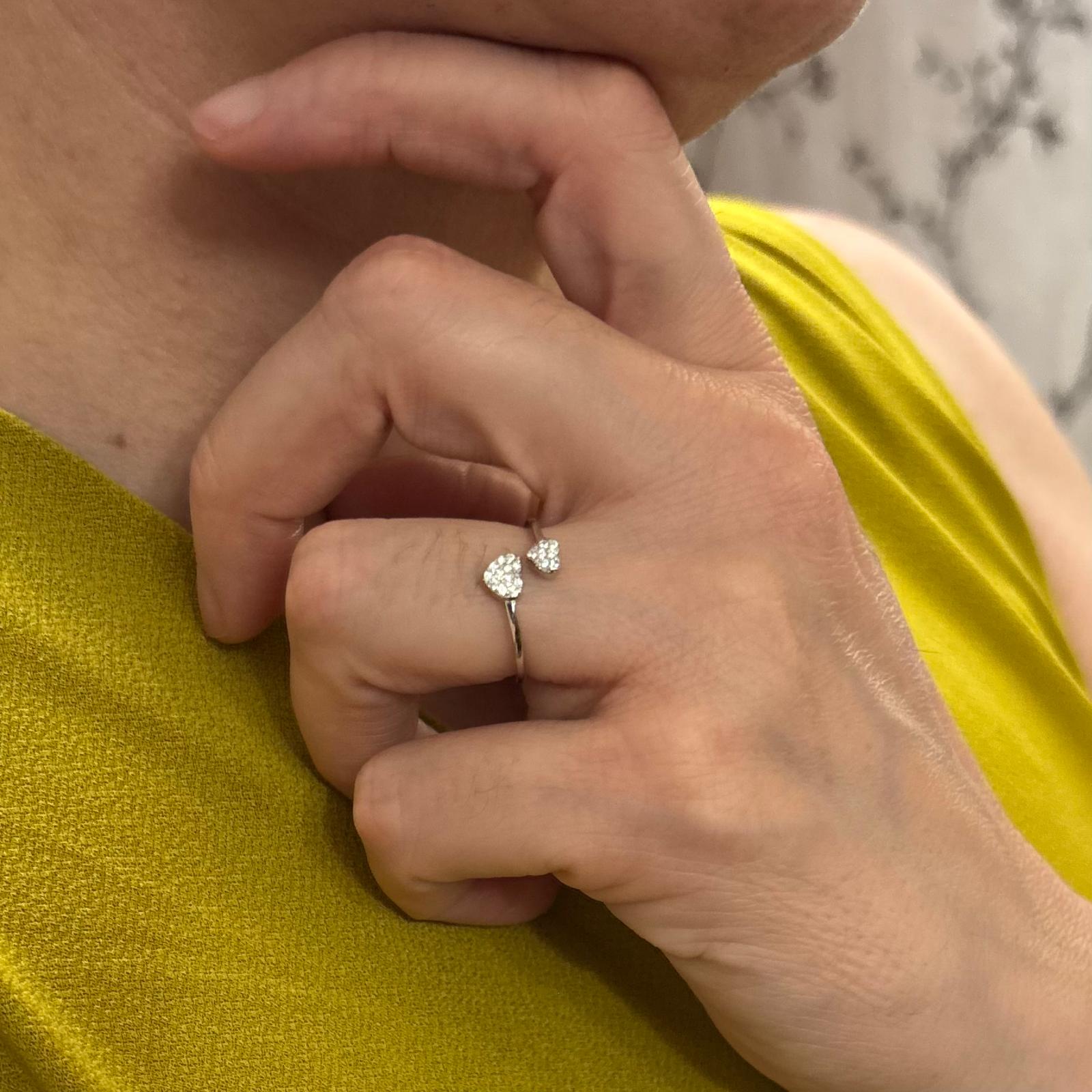 Anillo ajustable corazones de Plata de ley rodiada con Circonitas microengastadas 2