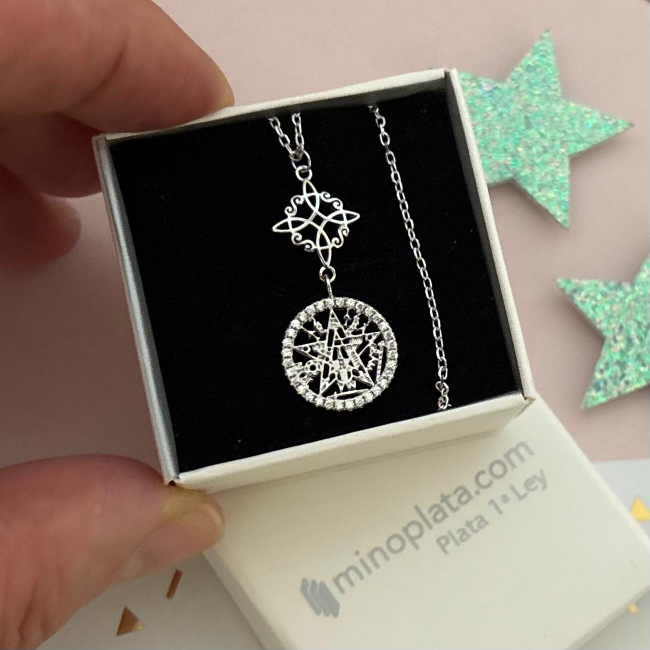 Gargantilla de Plata rodiada nudo de bruja y tetragramaton con Circonitas 4