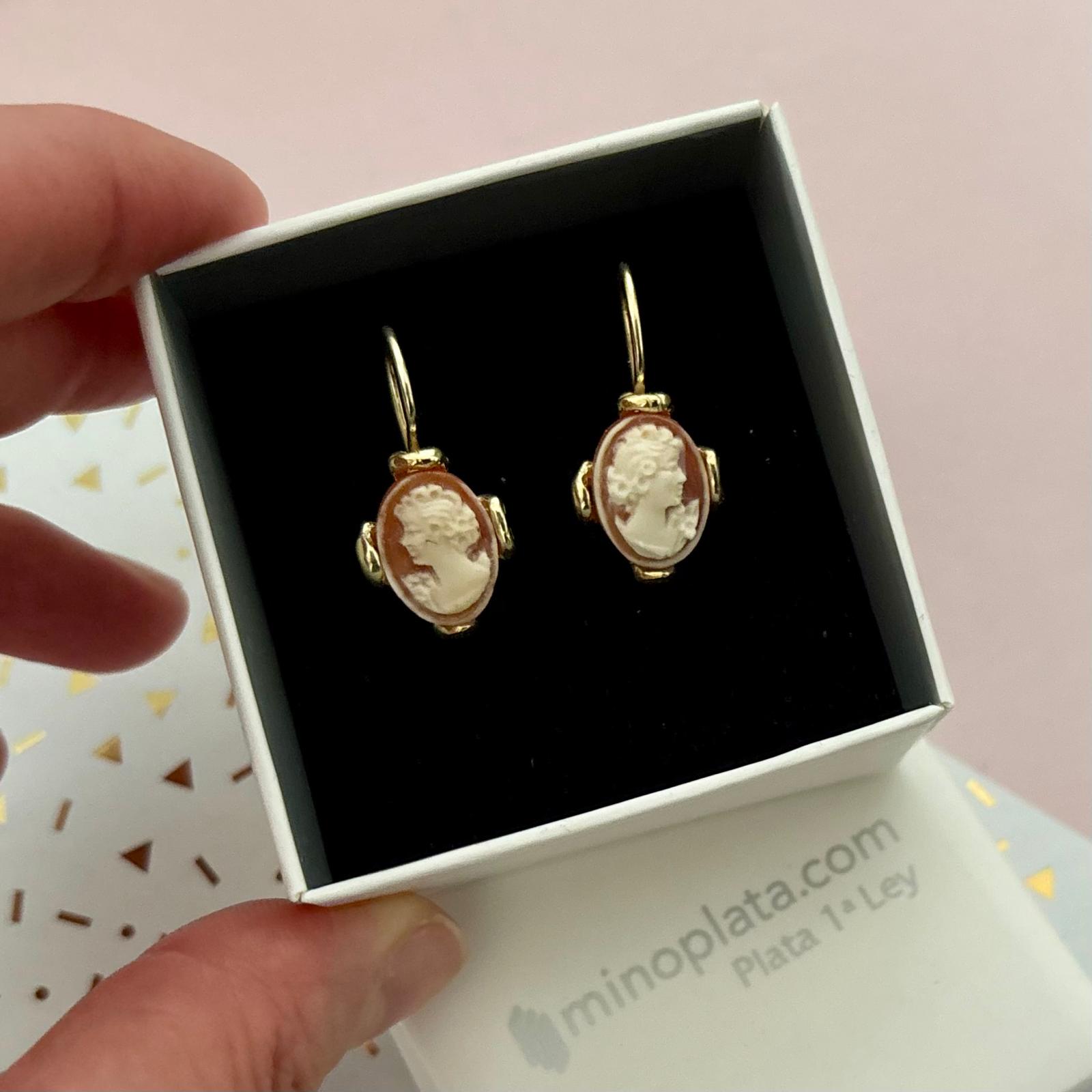 Pendientes largos camafeo concha y Plata de ley 925 baño de oro 4