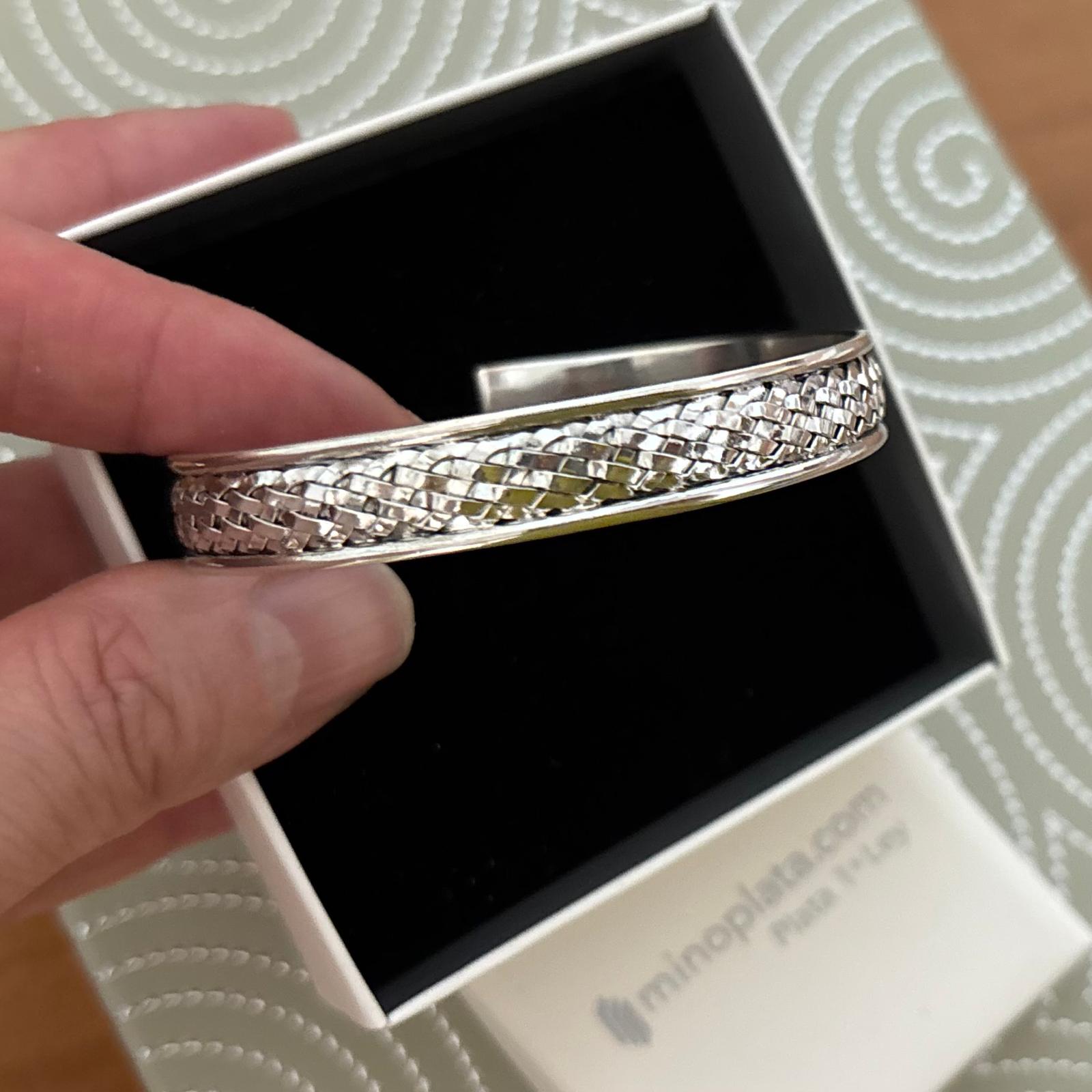 Pulsera brazalete dibujo entrelazado en Plata de ley envejecida 65mm 2