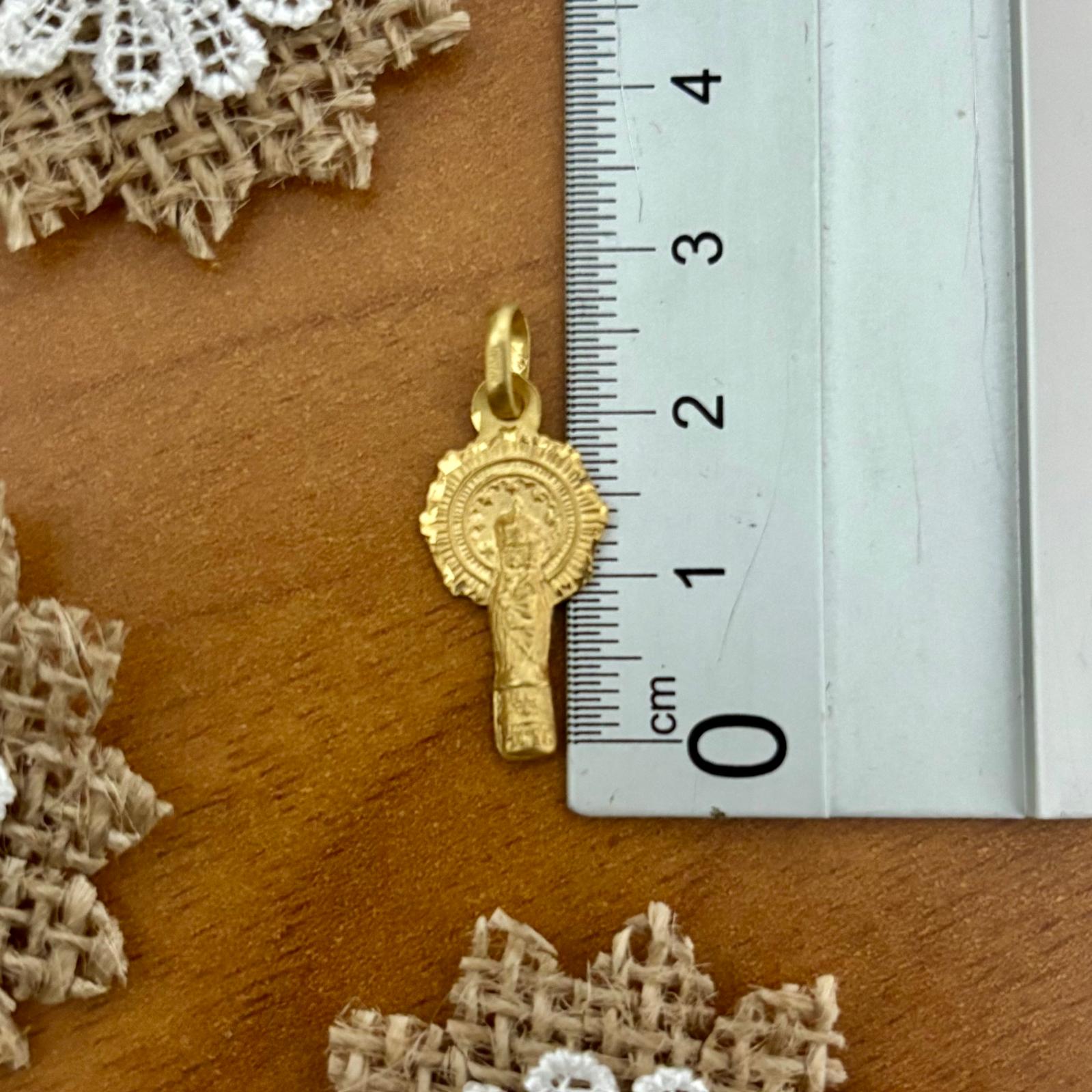 Medalla silueta de la Virgen del Pilar de Plata bañada en Oro 12x23mm 3