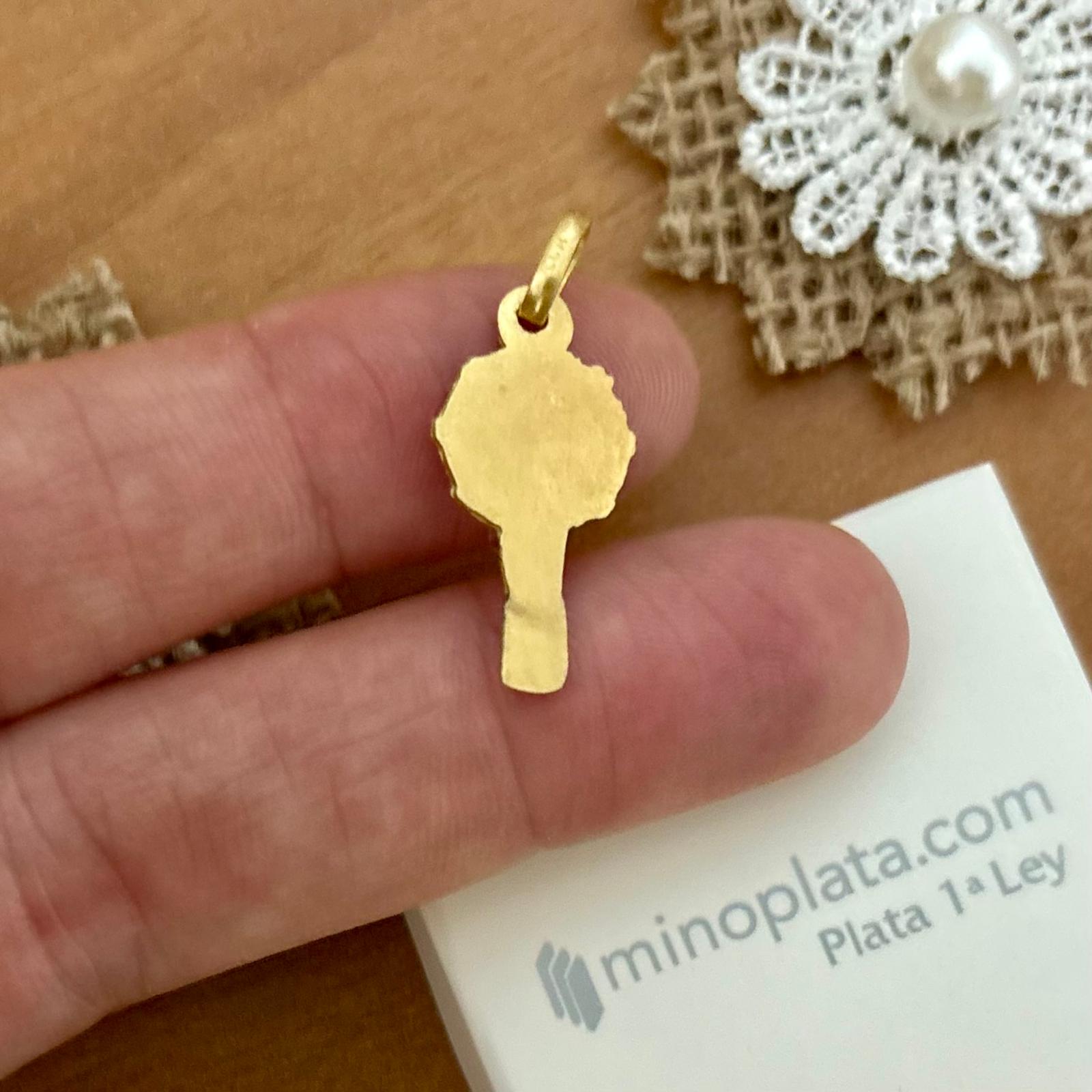 Medalla silueta de la Virgen del Pilar de Plata bañada en Oro 12x23mm 2