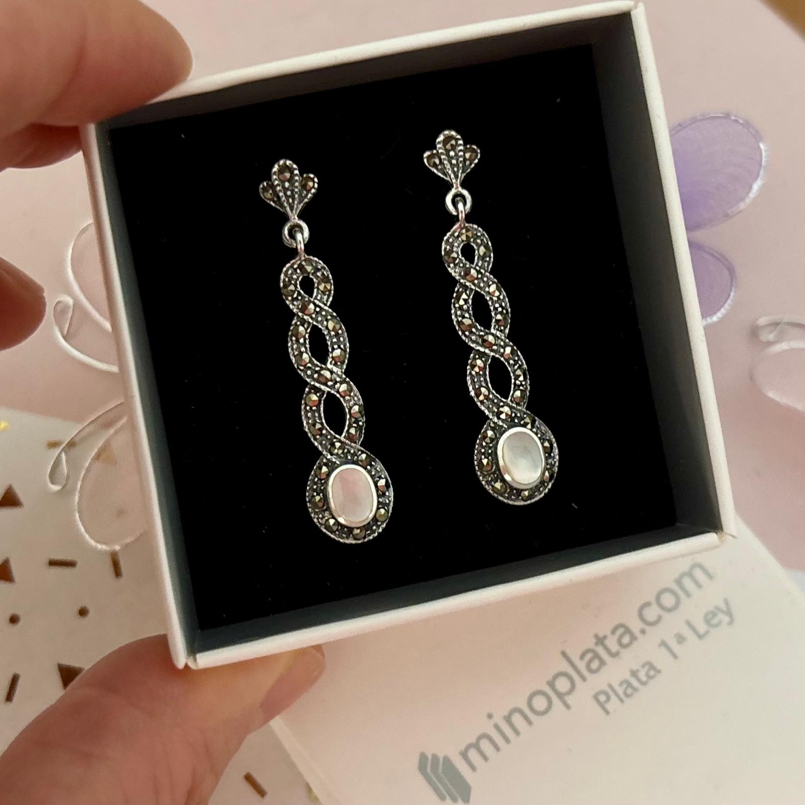 Pendientes de Plata envejecida con piedras Marcasitas y Nácar blanco 1