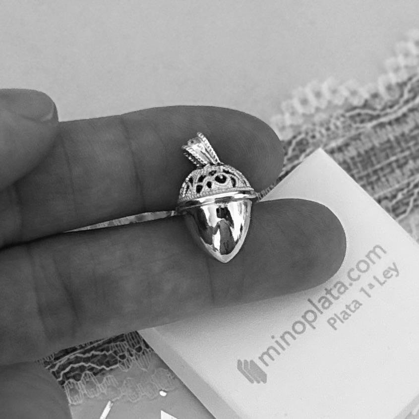 Colgante bellota calada y tallada de Plata de ley rodiada_1