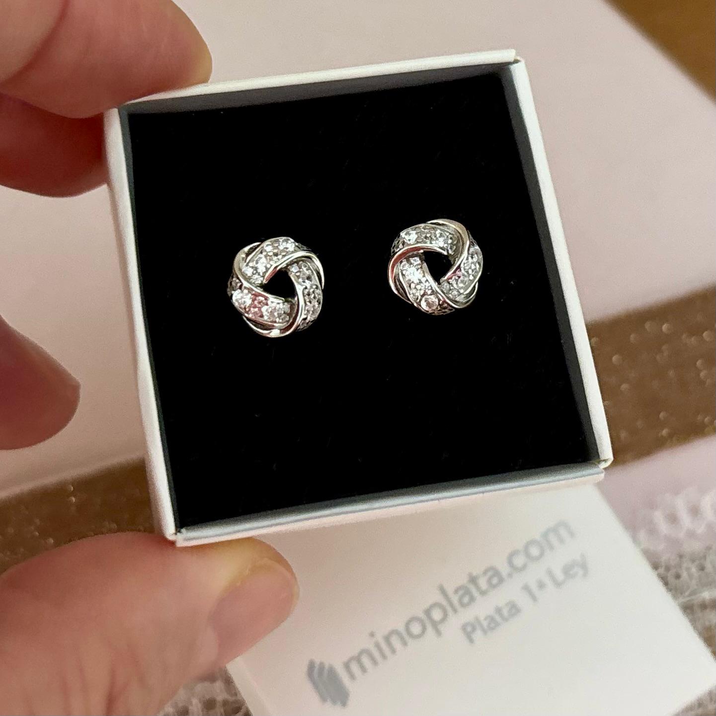 Pendientes nudo de Plata de ley rodiada con Circonitas blancas 2