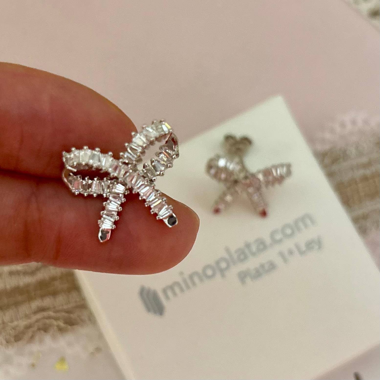 Pendientes lazo de Plata de ley rodiada con Circonitas 1
