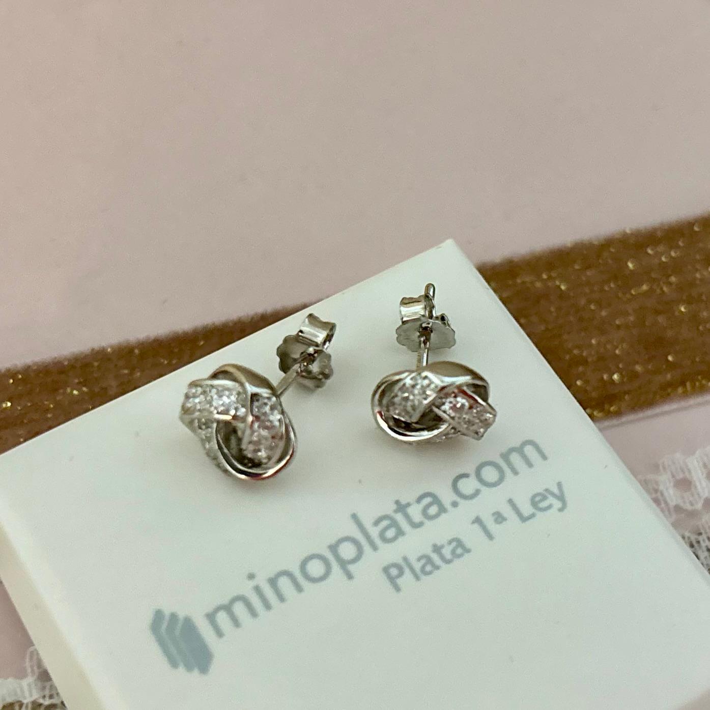 Pendientes nudo de Plata de ley rodiada con Circonitas blancas 1