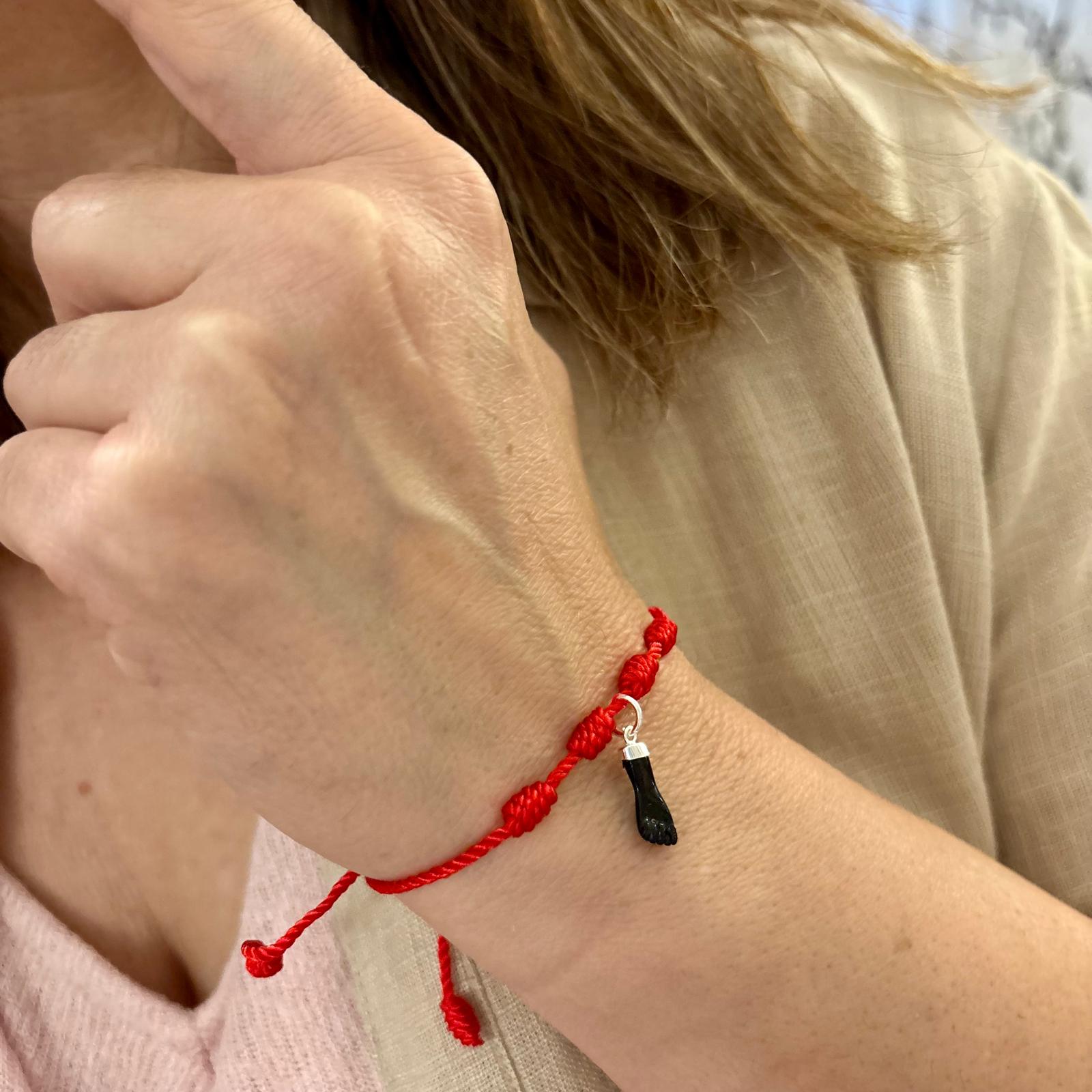 Pulsera roja siete nudos ajustable con medalla de Plata de ley 925 8