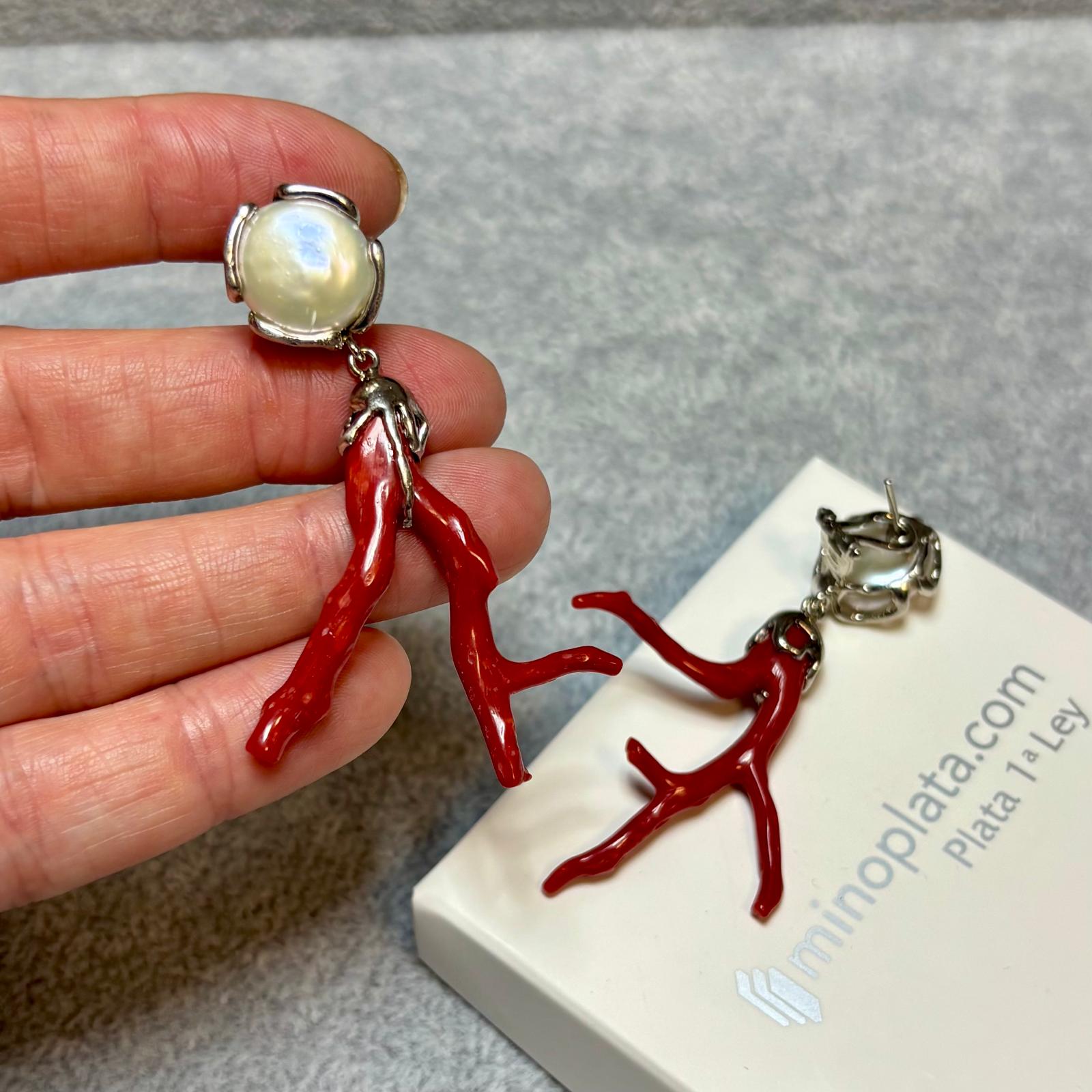 Pendientes de piedra natural Coral rojo con Perlas cultivada en Plata de ley rodiada cierre omega_1