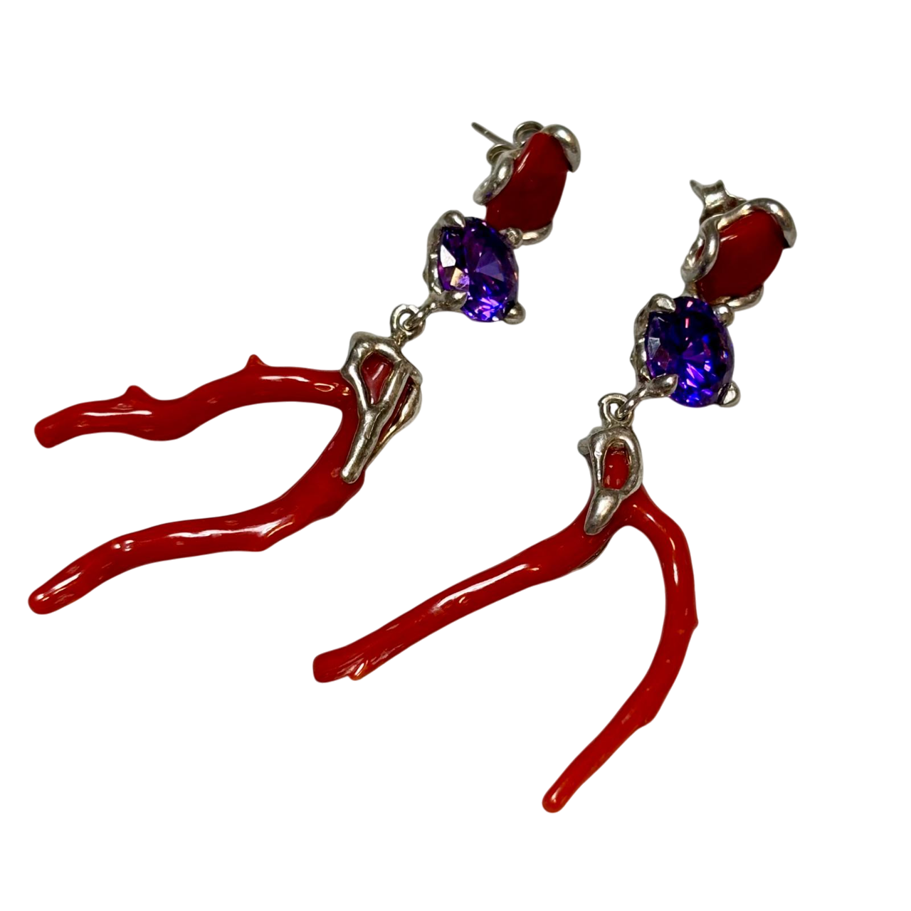 Pendientes largos de Coral rojo y Circonita lila en Plata de ley rodiada