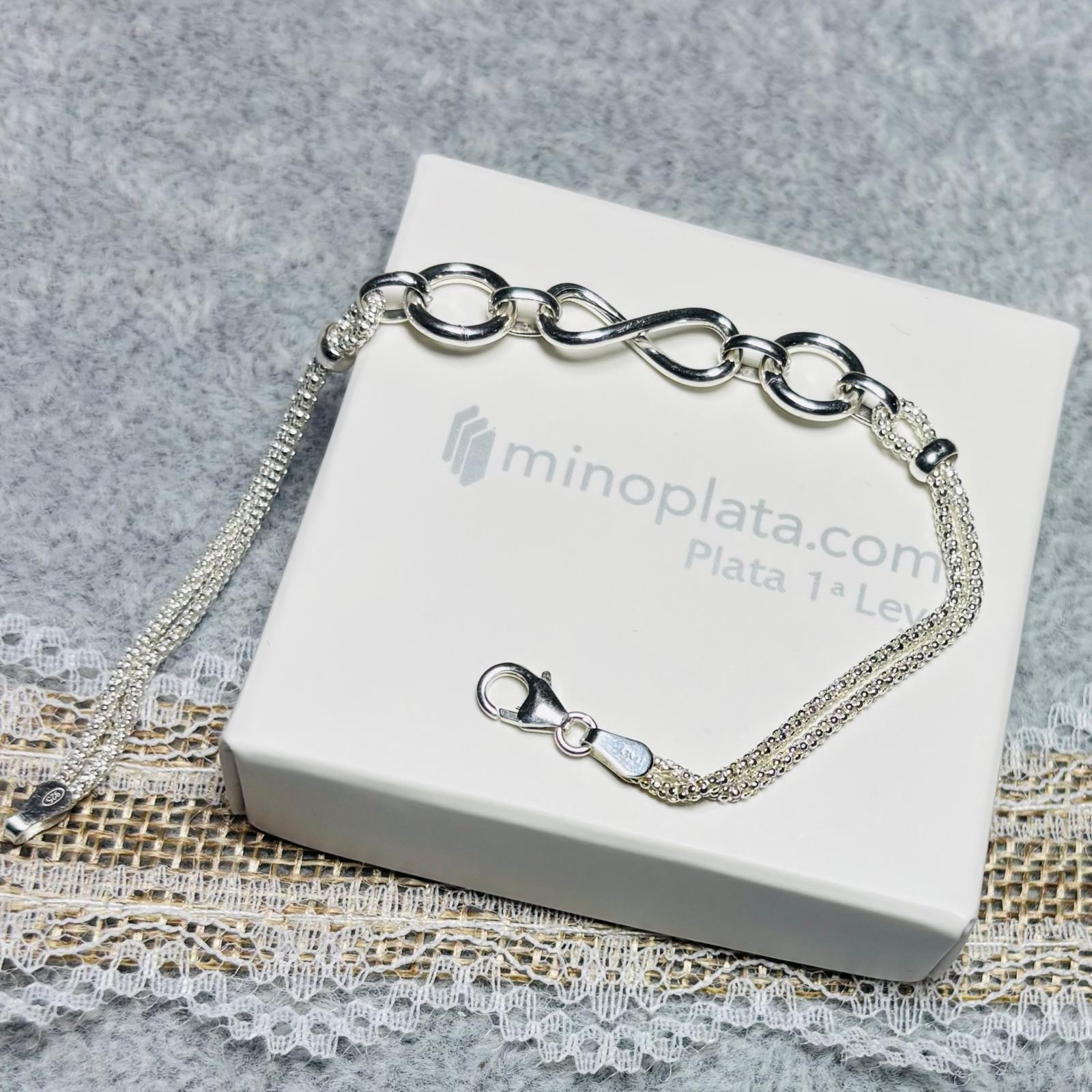 Pulsera cadena doble figuras infinito y karma de Plata de ley 925 6