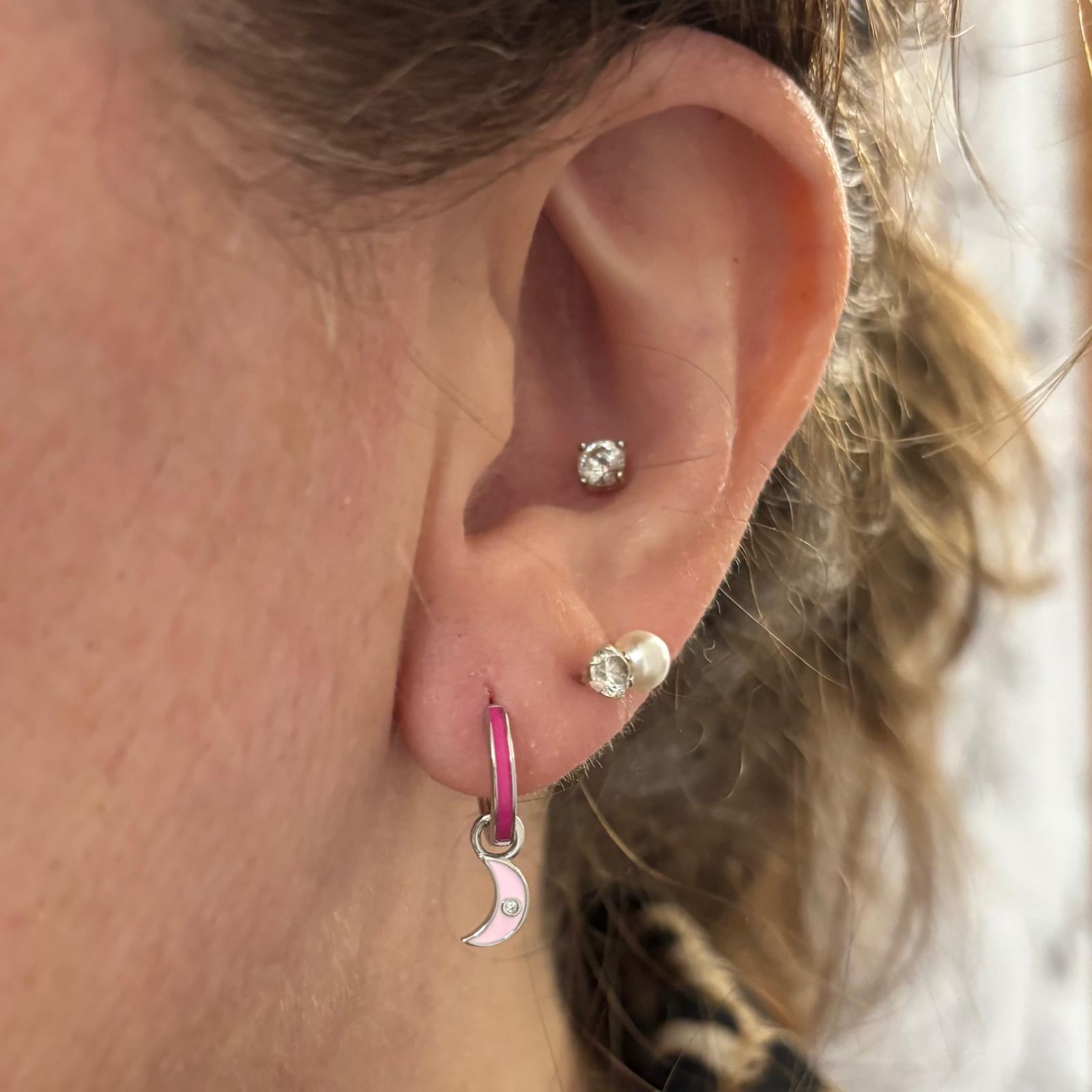 Aros luna colgante de Plata de ley rodiada y esmaltes rosas 4