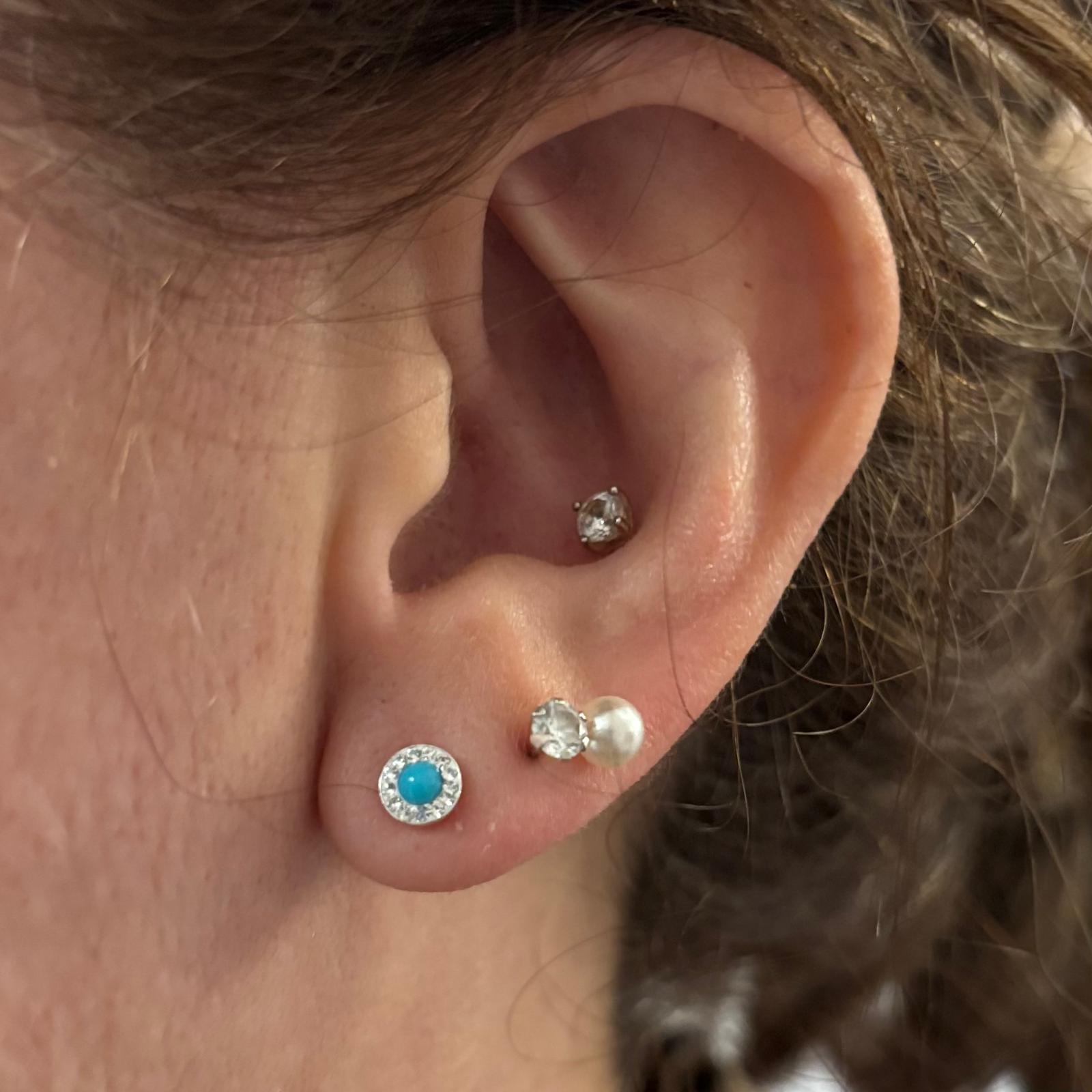 Pendientes de Plata de ley tallada con perlita color turquesa 5mm 4