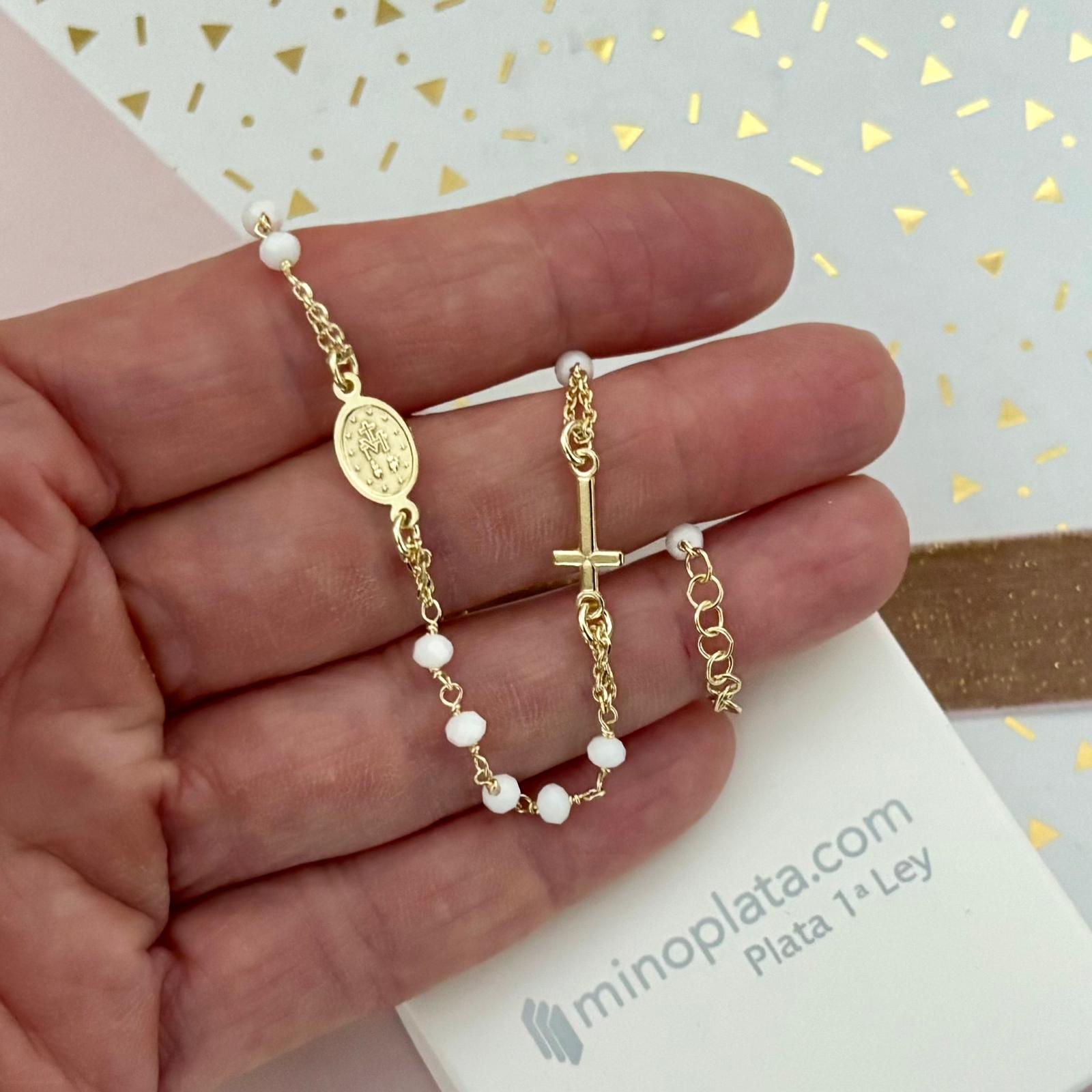 Pulsera rosario piedras blancas con Virgen Milagrosa y Cruz de Plata de ley 925 chapada en Oro 3