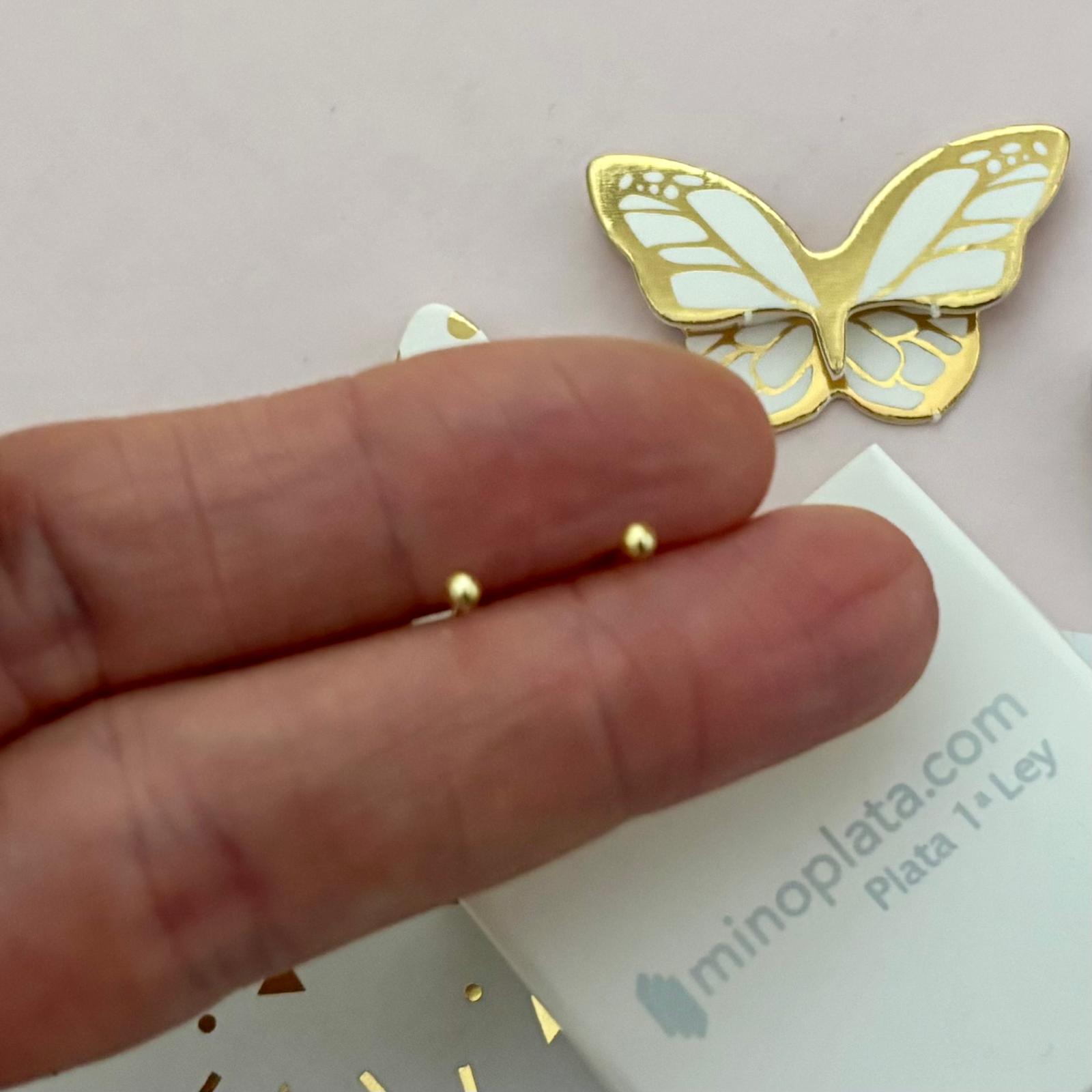 Pendientes bola lisa 2mm de Plata de ley 925 chapada en Oro 4