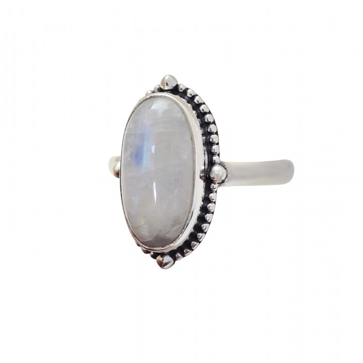 Anillo de Plata de ley envejecida con piedra natural blanca