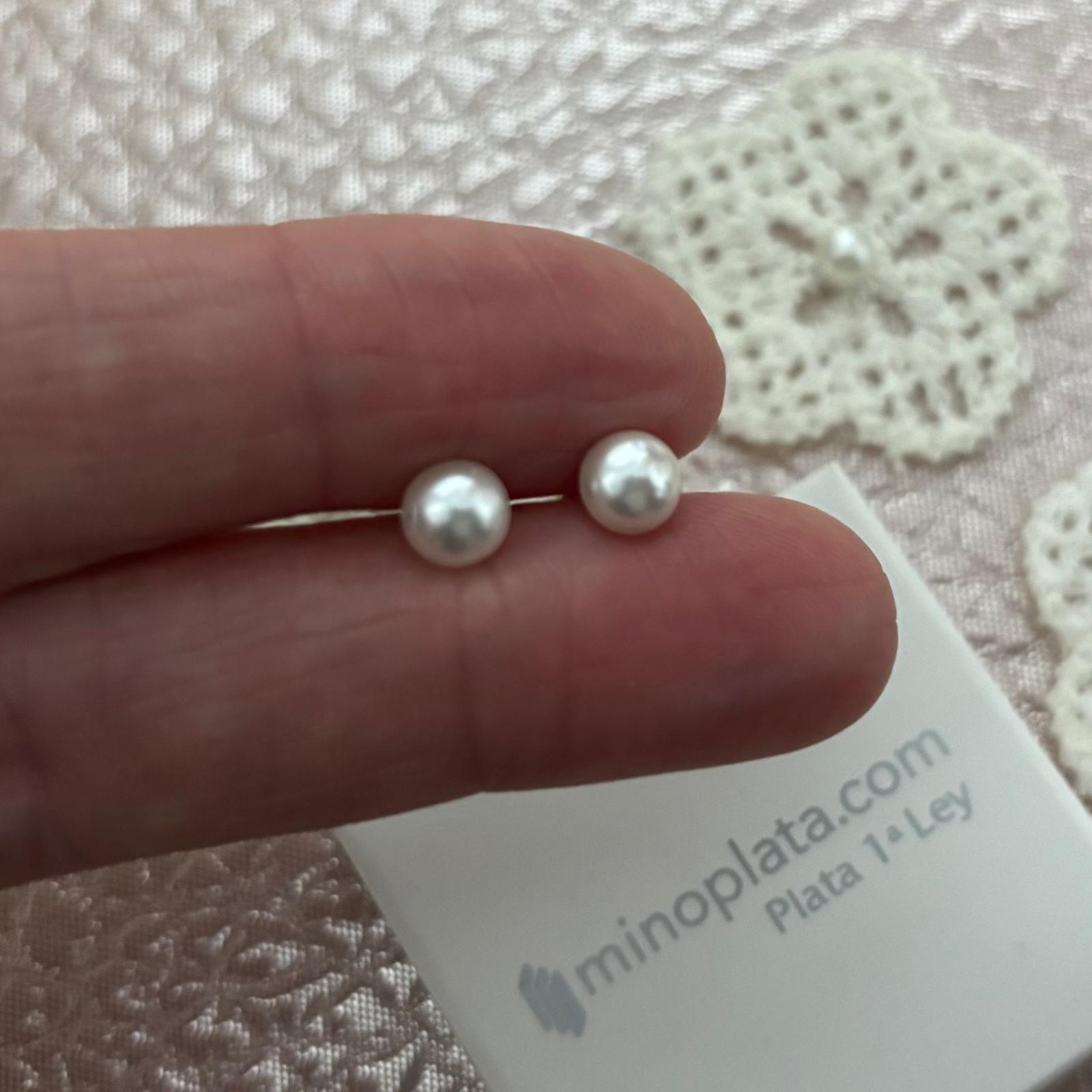 Pendientes media Perla 6mm sintética en Plata de ley 925 3