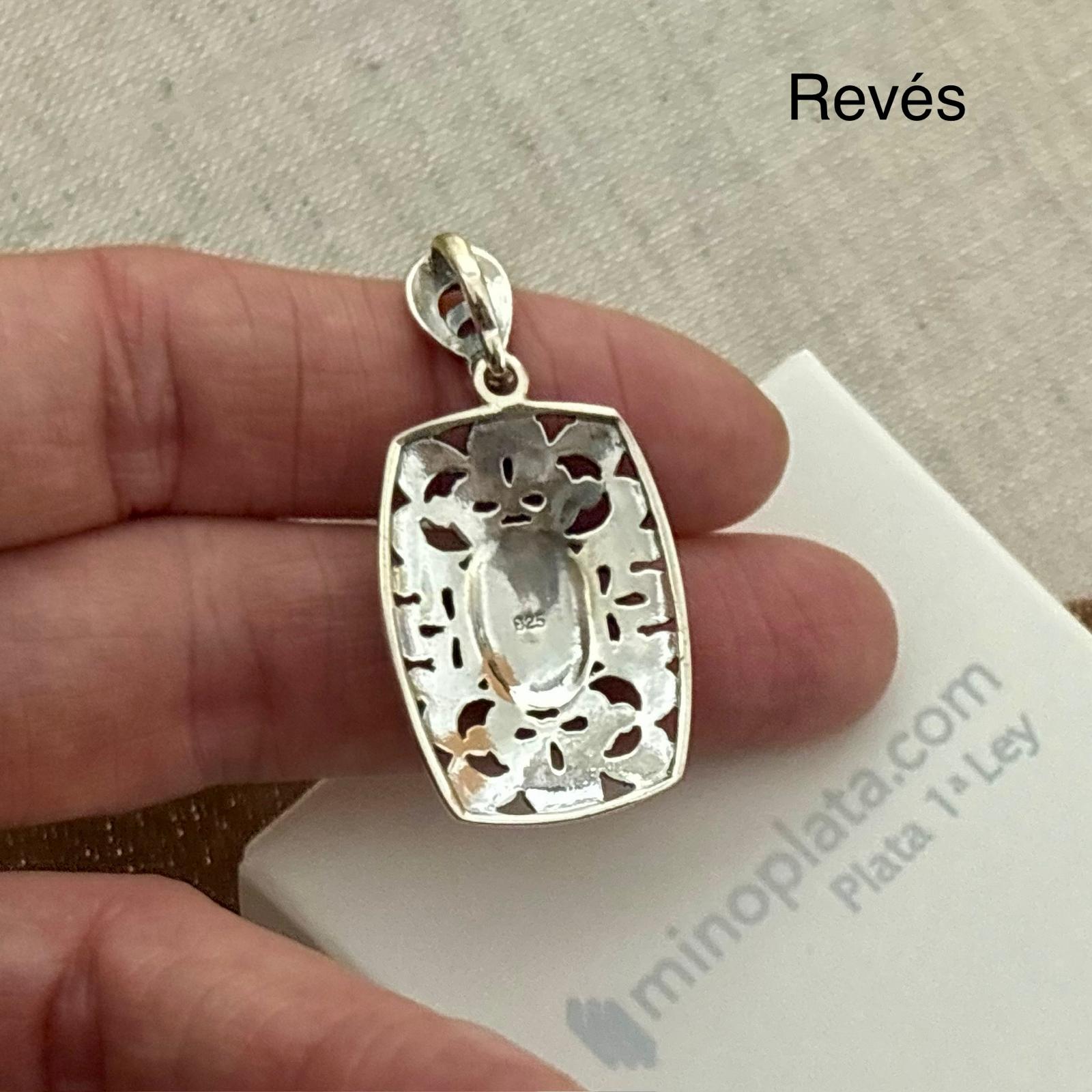 Colgante calado de Plata de ley envejecida con piedras Marquesitas 3