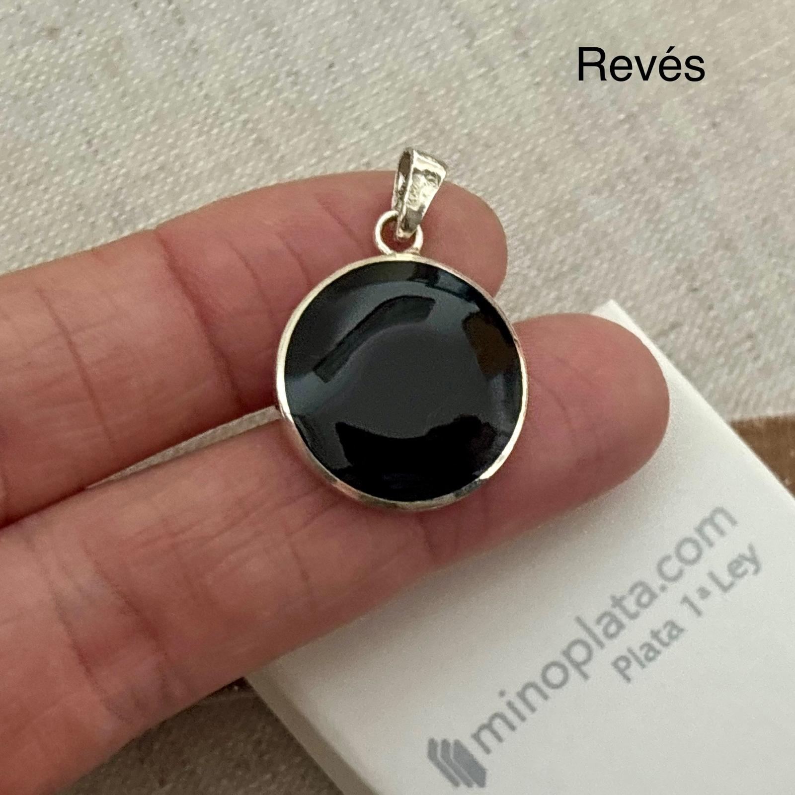 Colgante mundo 20mm de Plata de ley 925 con piedra negra 4