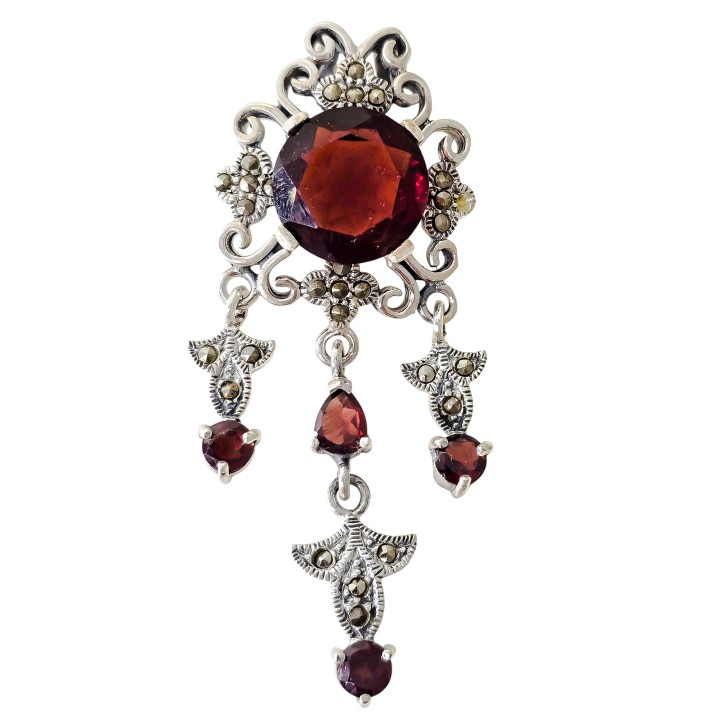 Colgante largo de Plata de ley envejecida con piedras naturales Granates y Marquesitas
