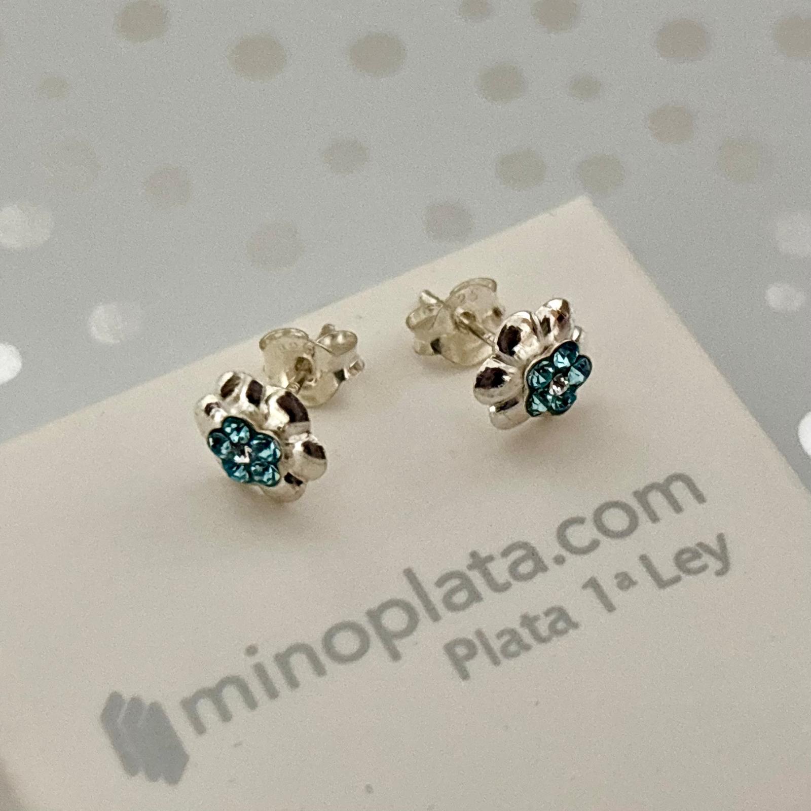 Pendientes infantiles flor de Plata de ley 925 con cristales azules