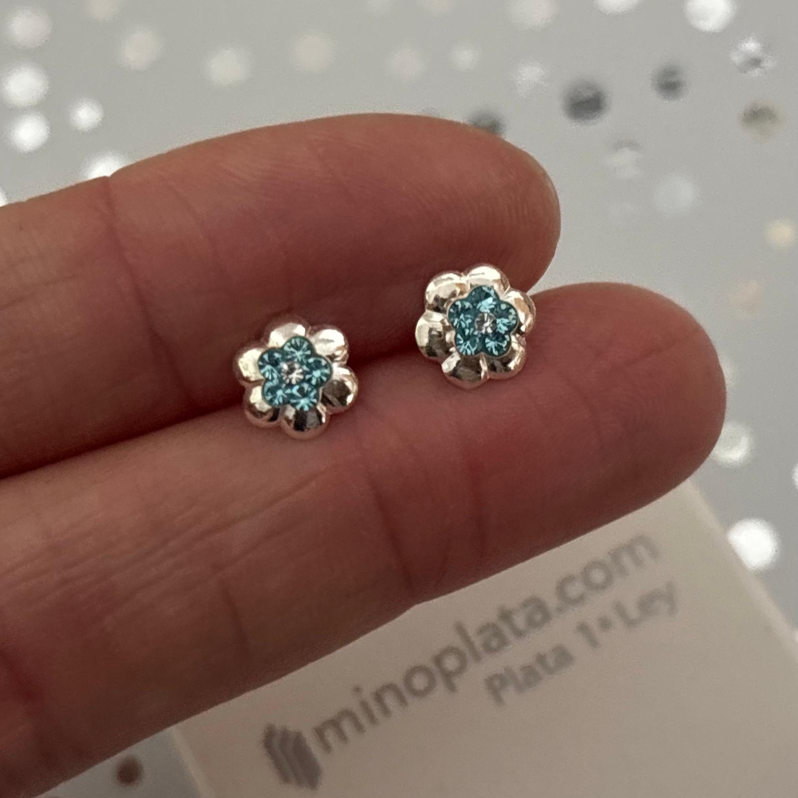 Pendientes infantiles flor de Plata de ley 925 con cristales azules