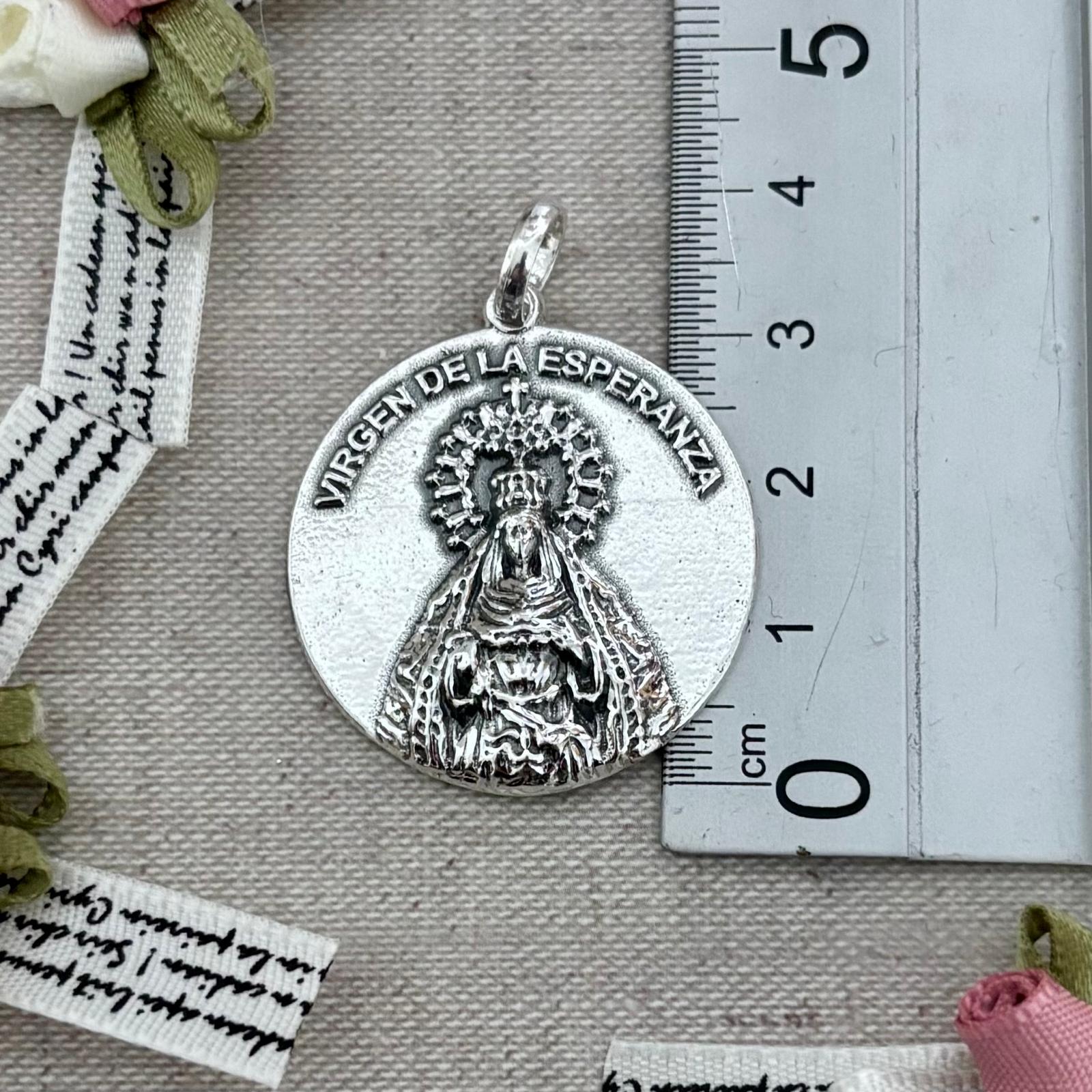 Medalla Virgen de la Esperanza de Plata de ley 925 30mm 3