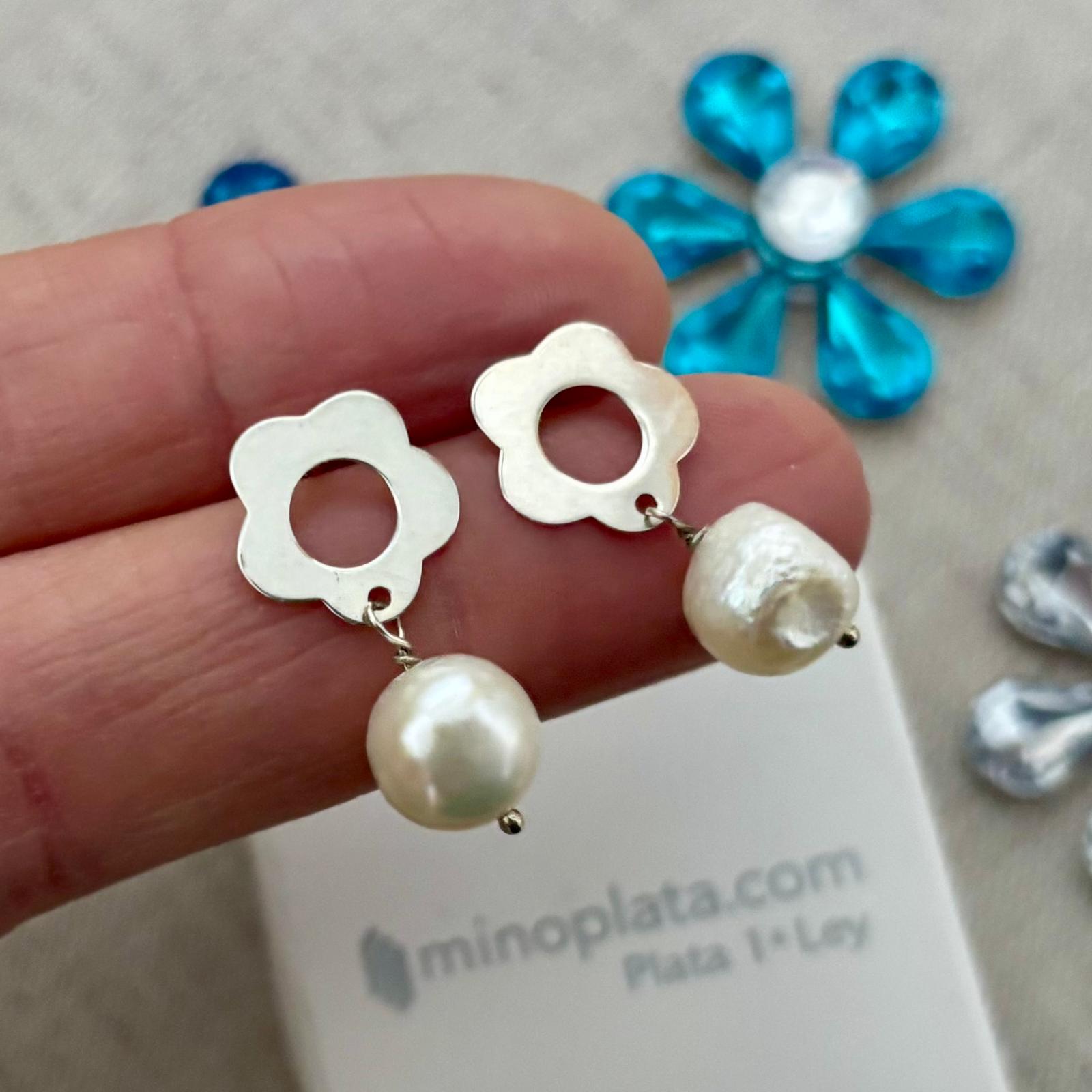 Pendientes margarita de Plata de ley 925 con Perlas sintéticas colgantes