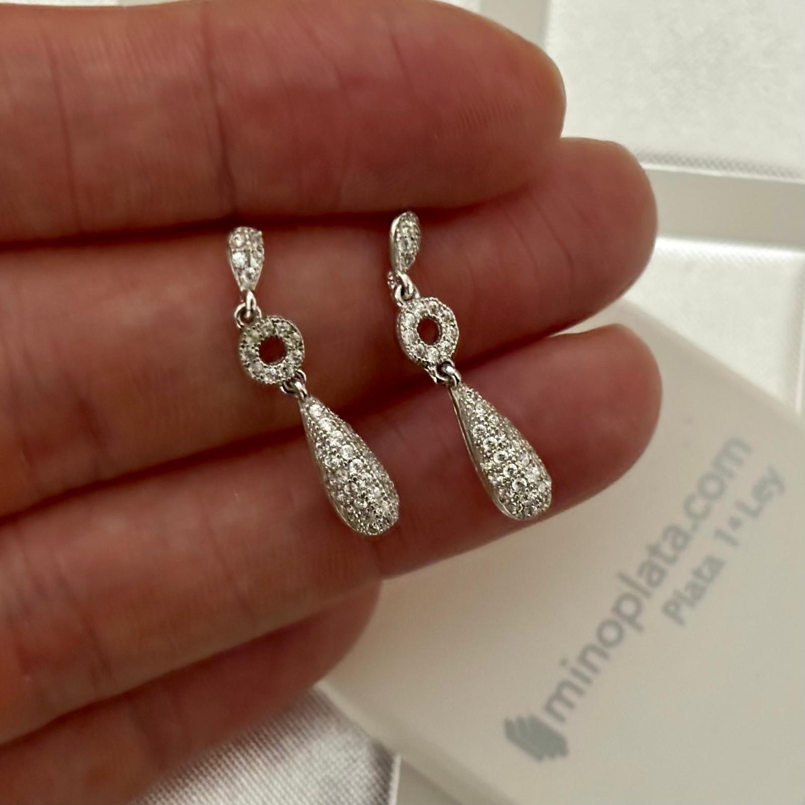 Pendientes de novia círculo lágrima de Plata rodiada con Circonitas microengastadas