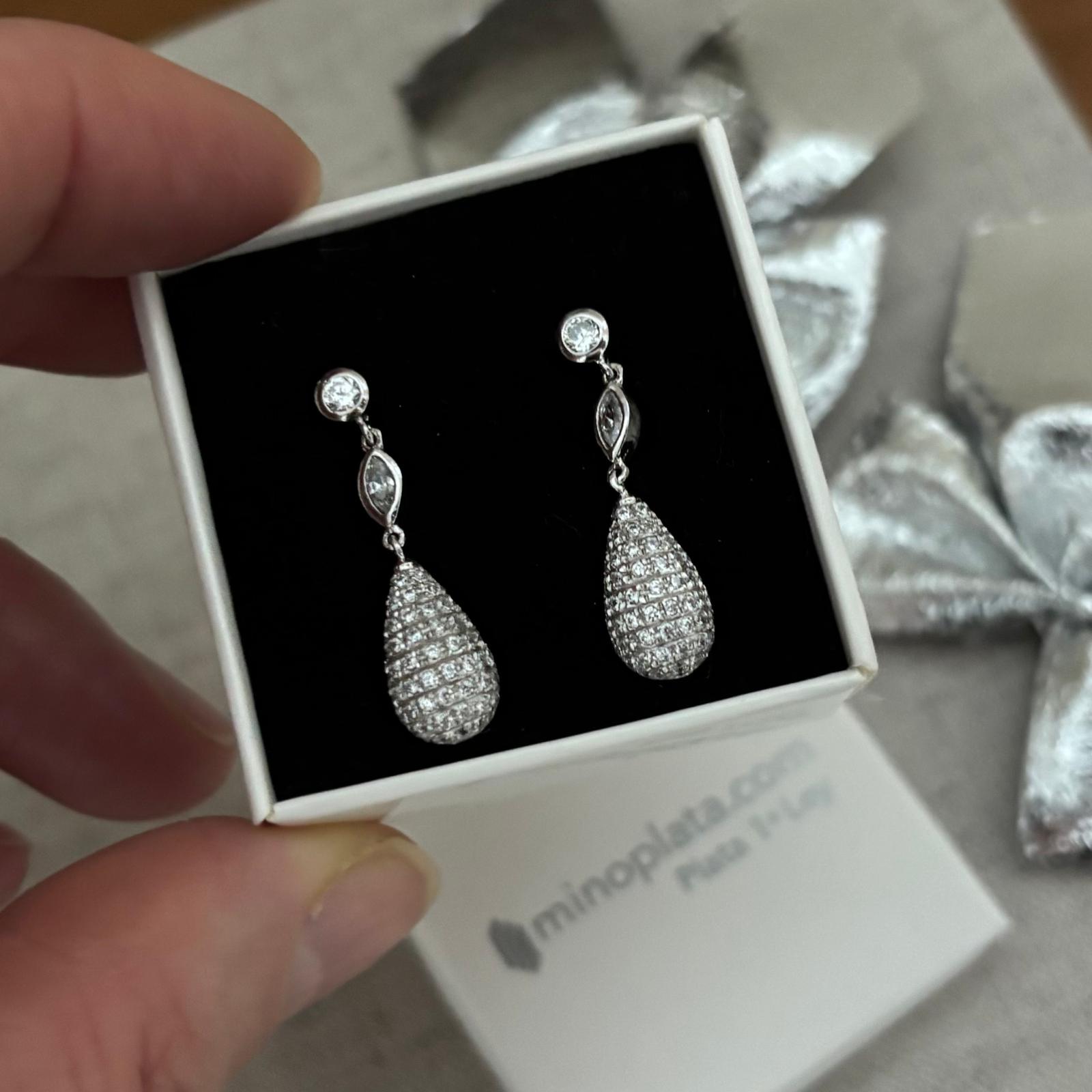 Pendientes de novia lágrima en Plata baño de rodio con Circonitas microengastadas 3