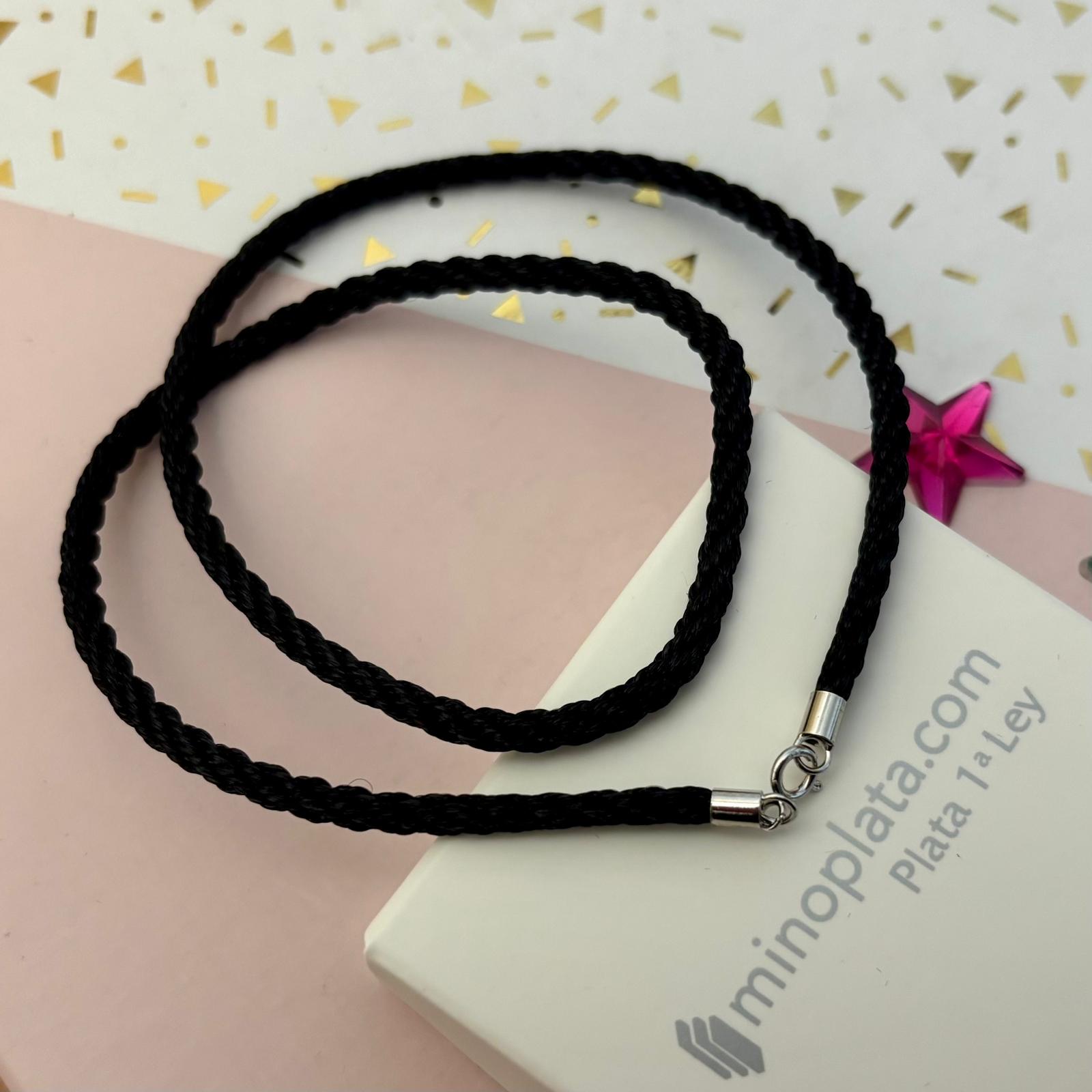 Gargantilla seda reliada color negro 2,5mm grosor con cierre de Plata de ley 925 50cm
